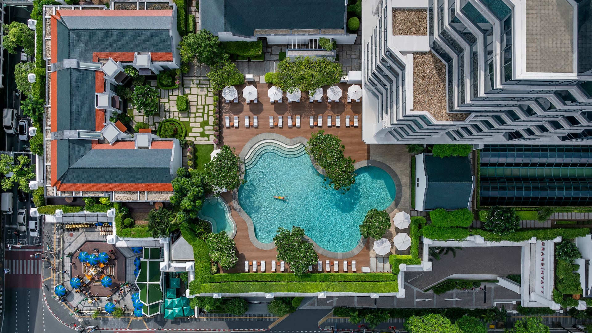Grand Hyatt Erawan Bangkok Pool Bird Eye View
