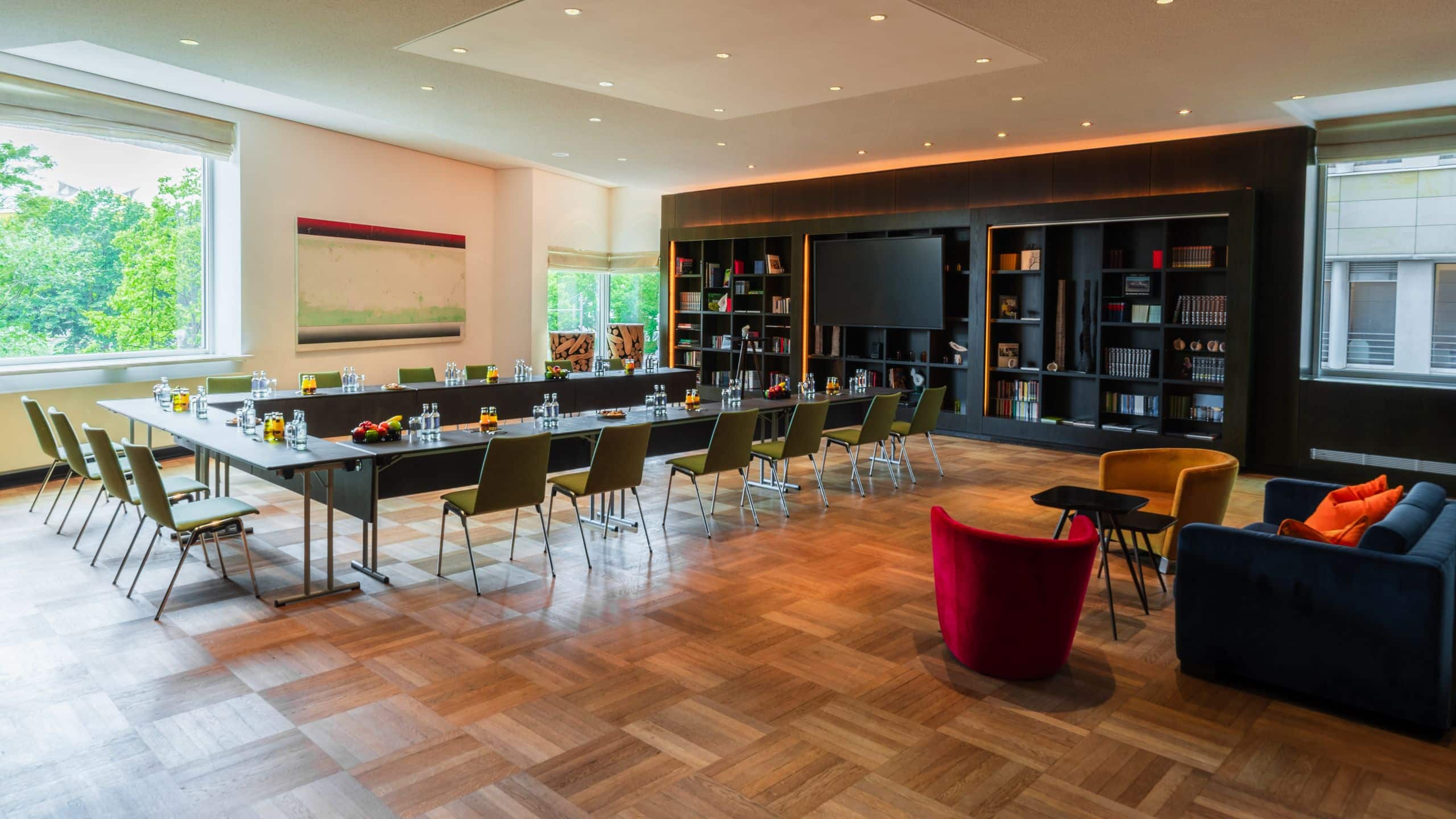 Grand Hyatt Berlin Library Whole Meeting Room