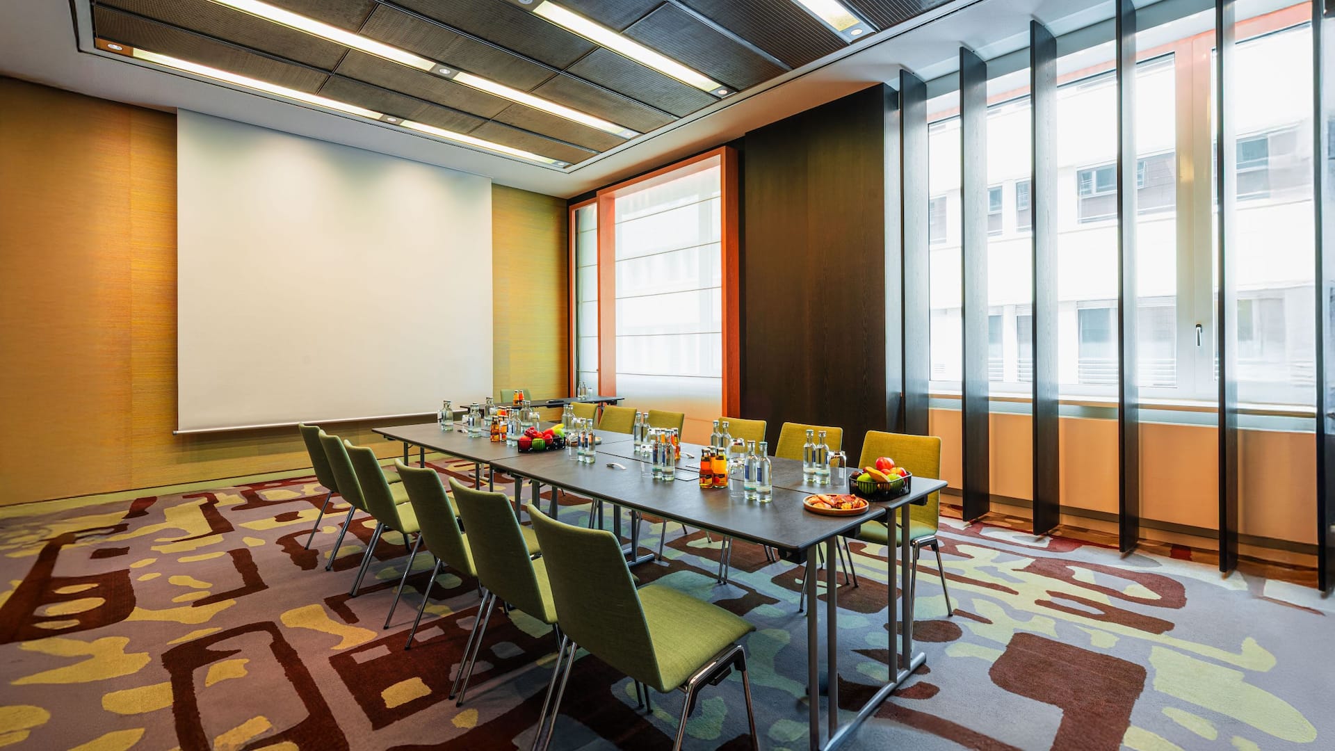 5 of 6 Grand Hyatt Berlin Richard Rogers Komplett