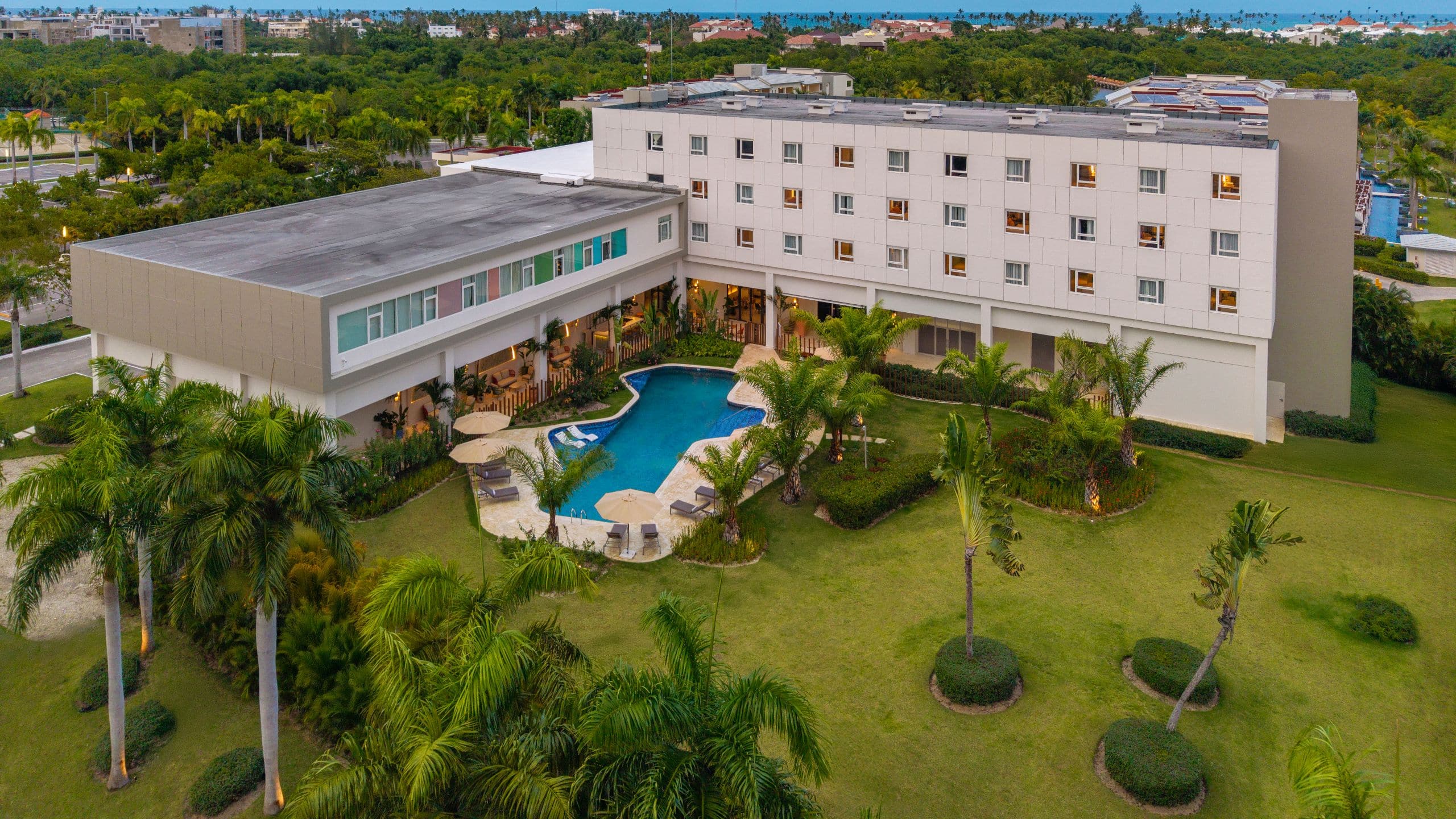 Royal Beach Hotel Punta Cana Aerial Exterior View Of Pool