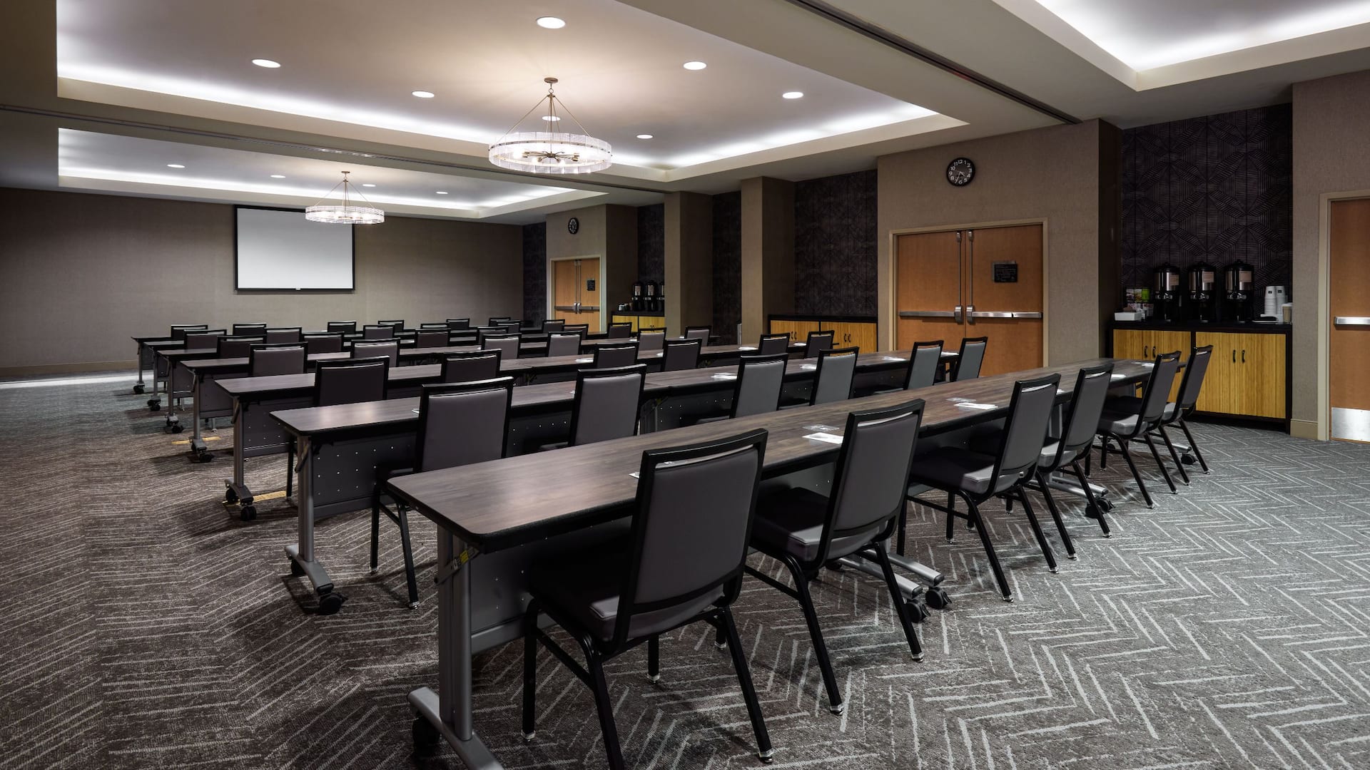 Hyatt House Seattle/Bellevue Meeting Space Classroom Seating