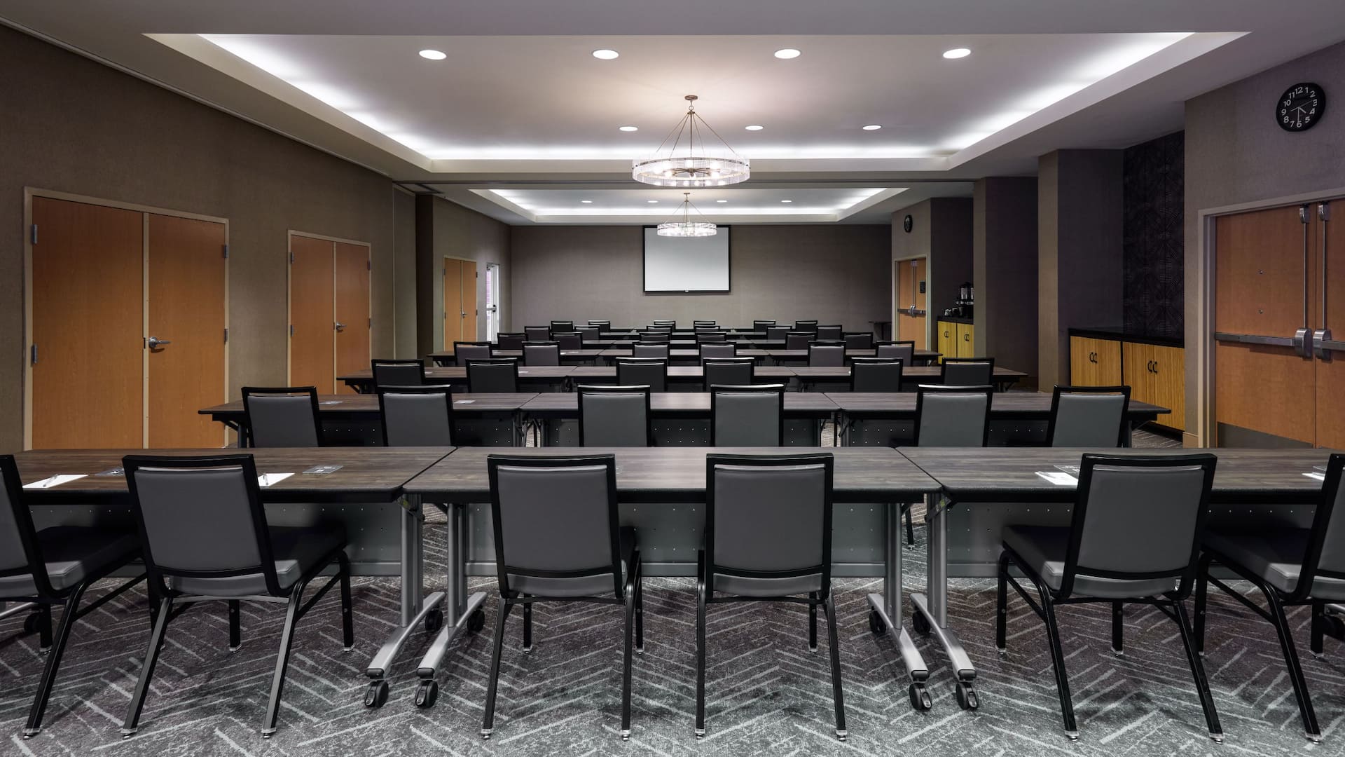 Hyatt House Seattle/Bellevue Meeting Space Classroom