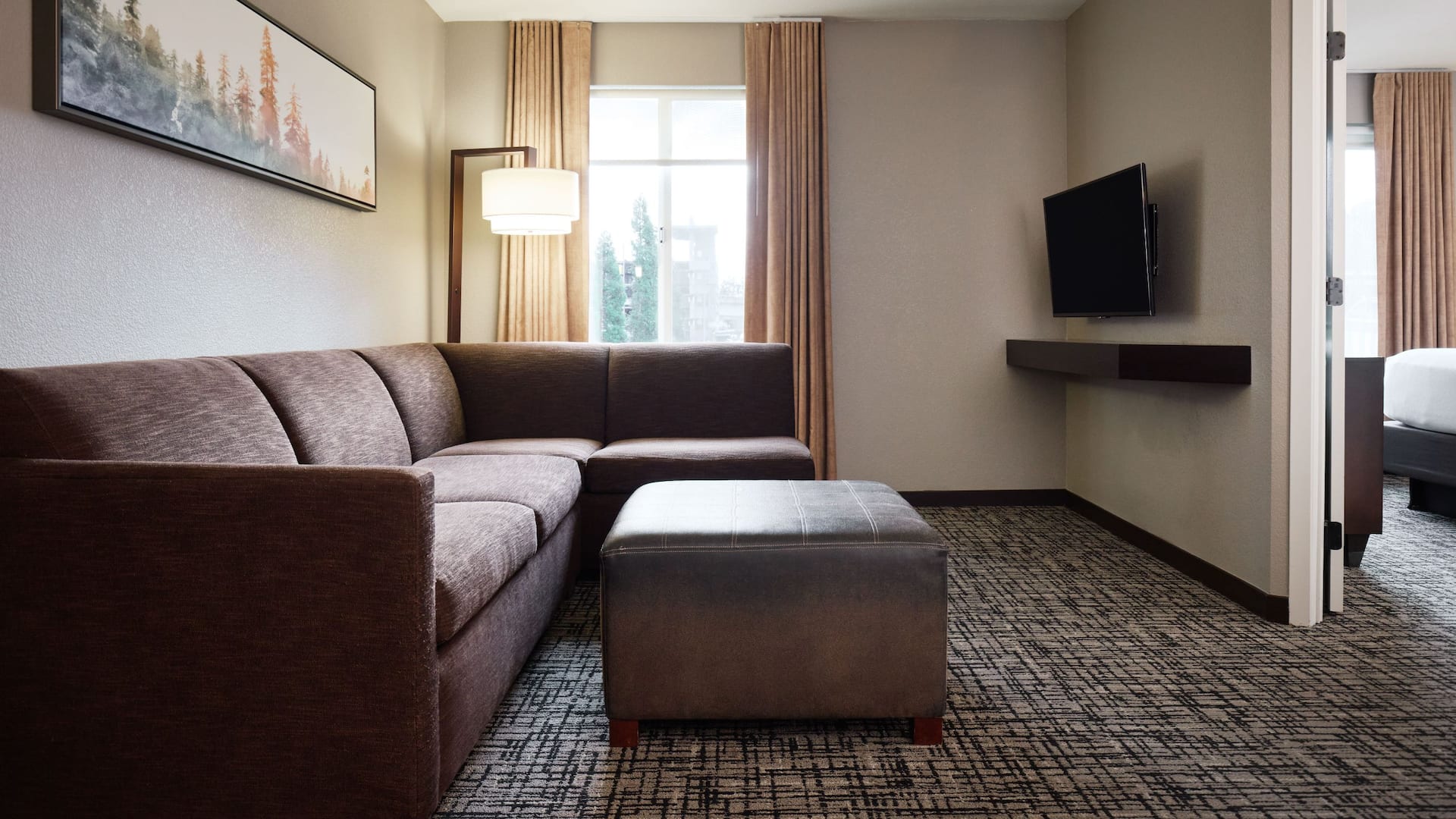 4 de 7 Hyatt House Seattle/Bellevue One Bedroom Suite Living Area