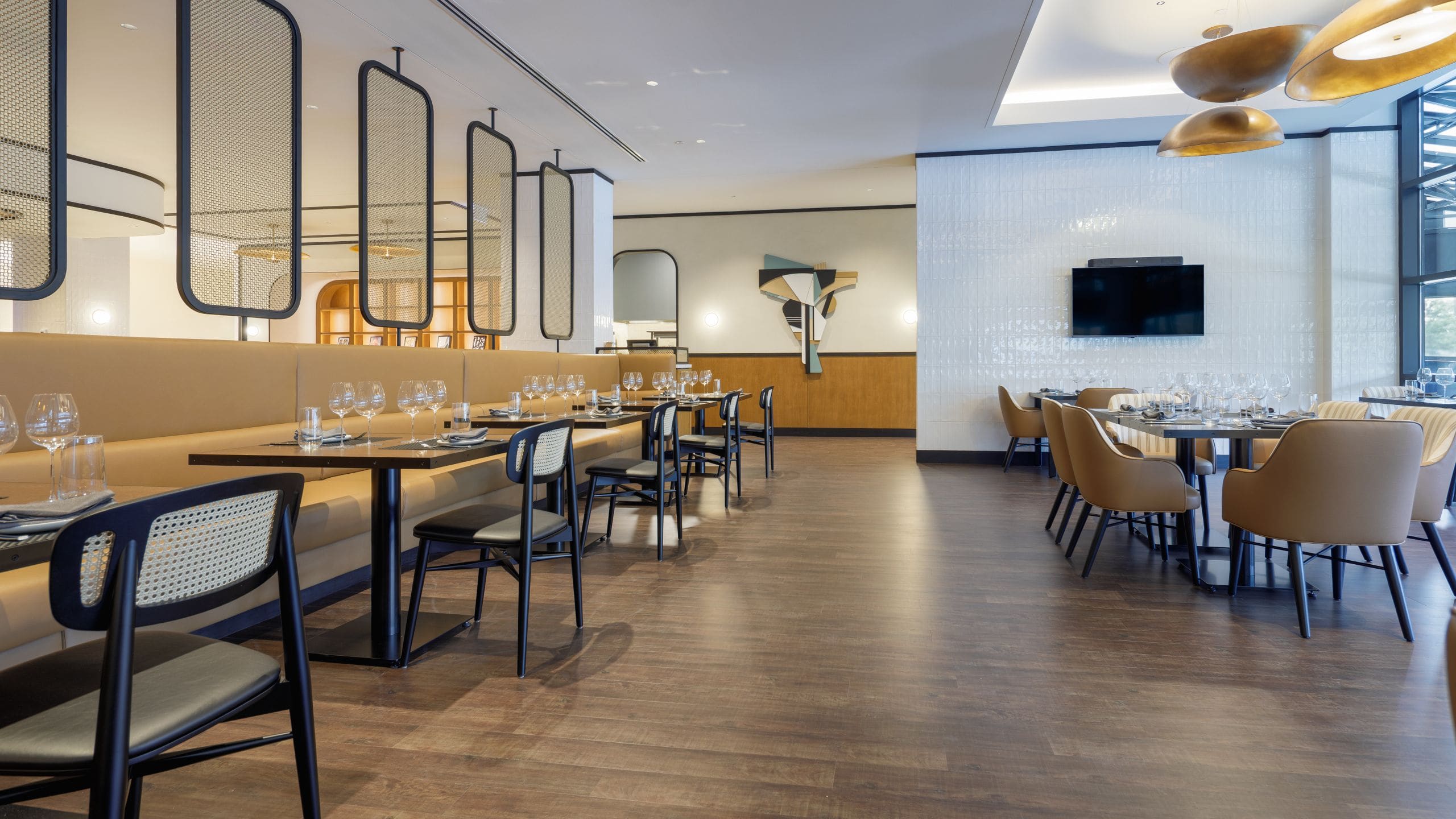 Hyatt Centric Chicago O’Hare Cima Dining Banquette