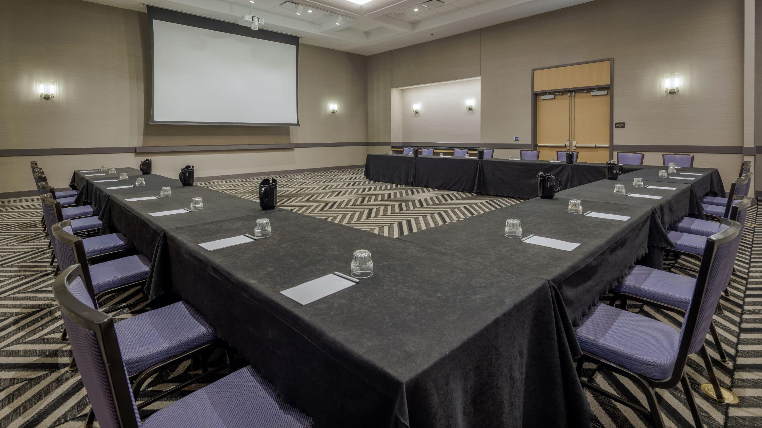 Hyatt Centric Chicago O’Hare Coleman U Shape Set Up