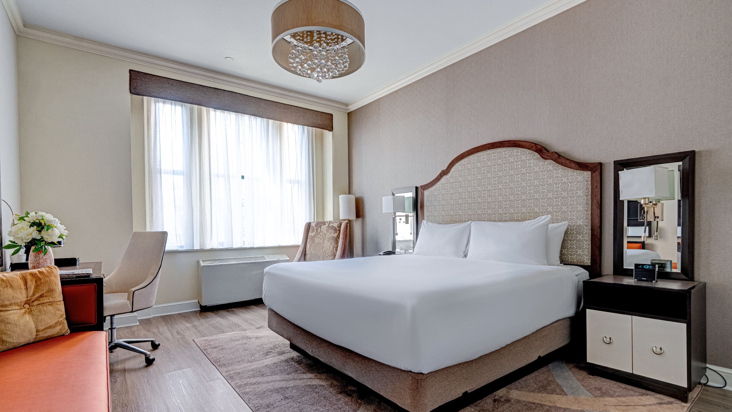 Park South Hotel King Bed City View