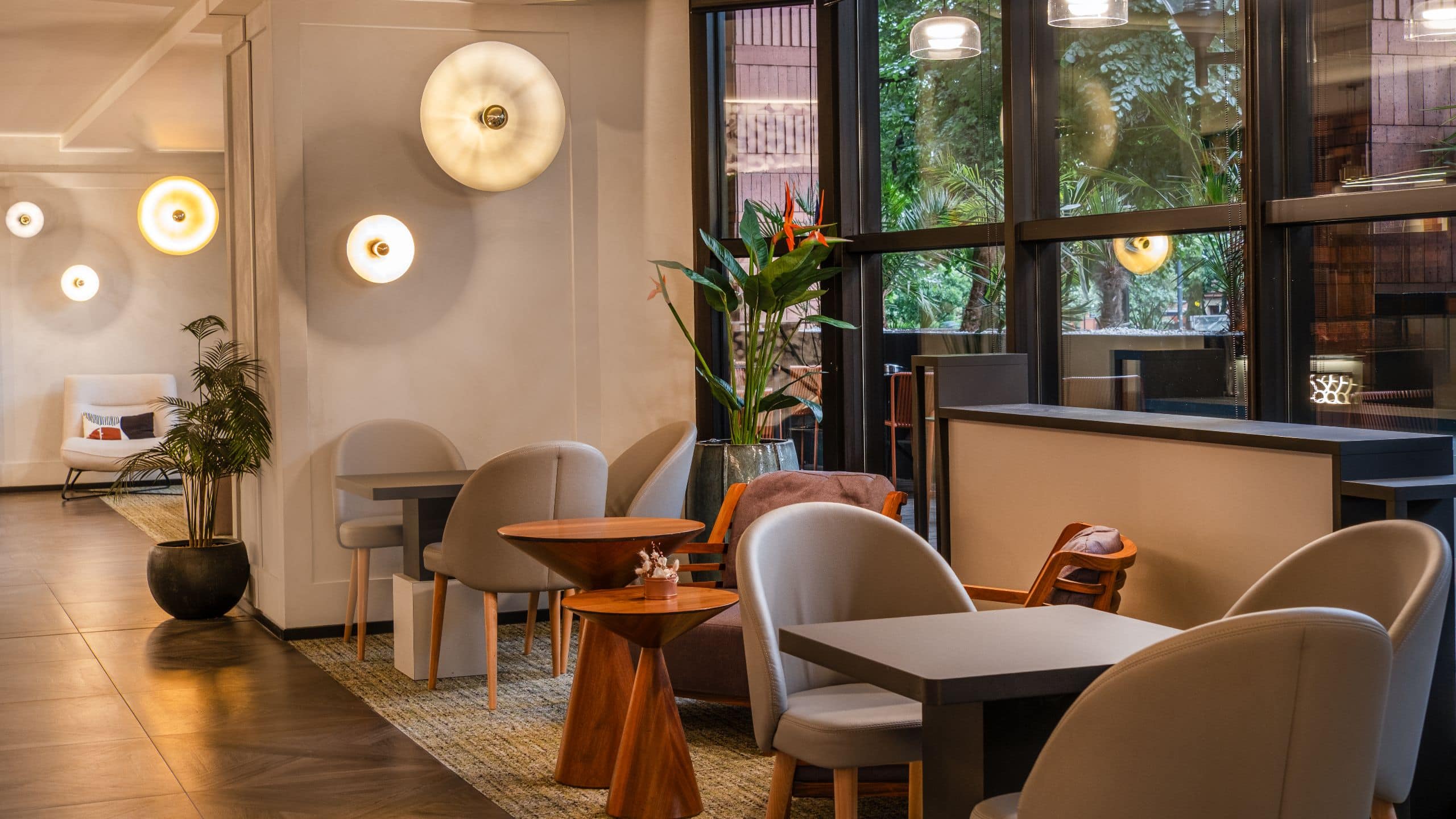 FirstName Toulouse Lobby Lounge Seating