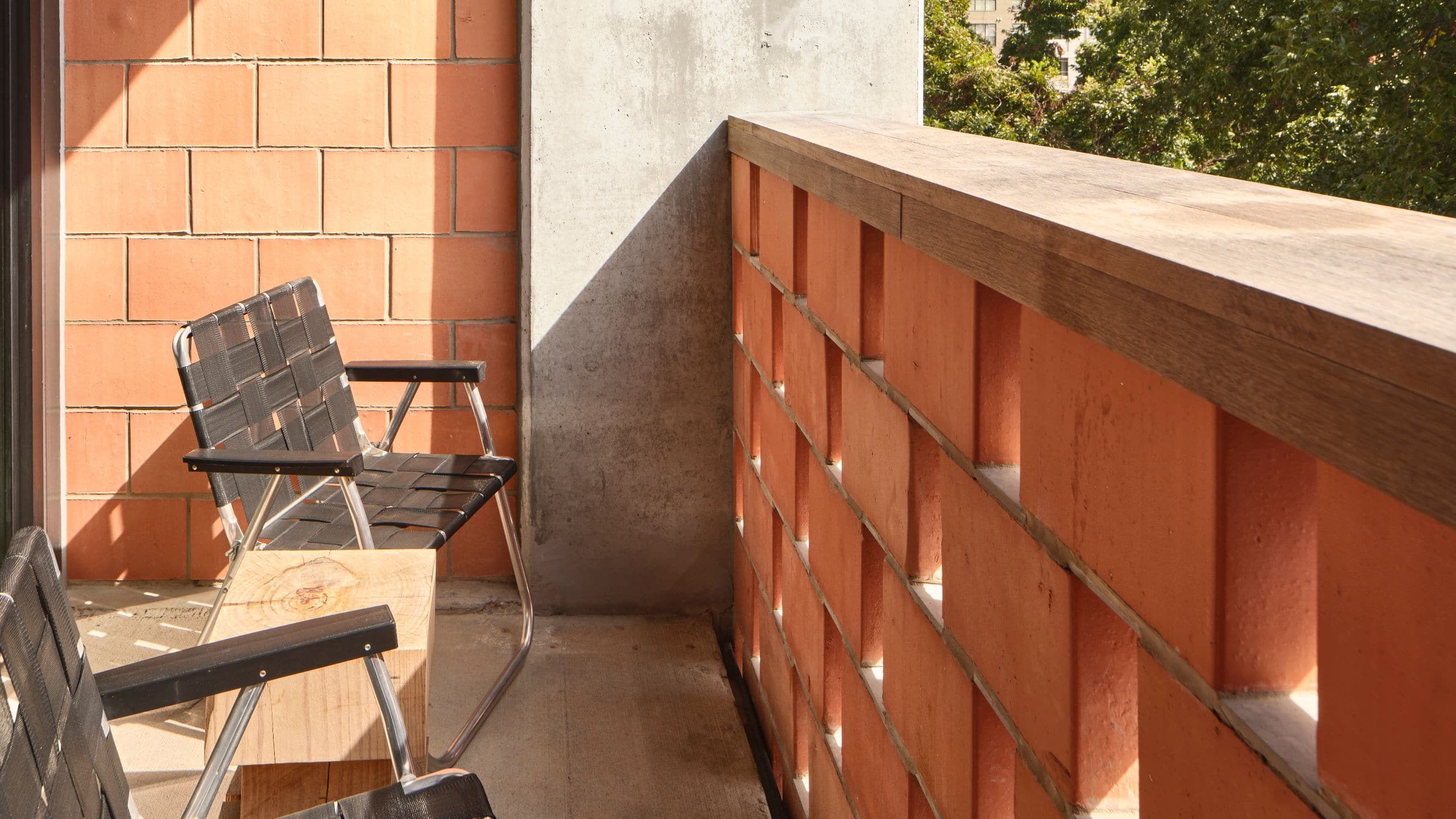 Carpenter Hotel, Bunkhouse Hotels Patio Vertical
