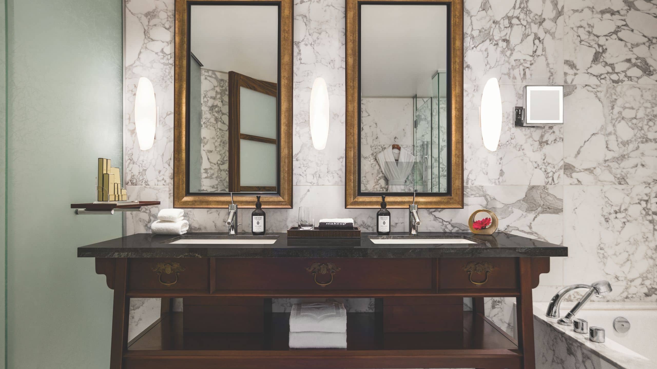 3 of 3 Hyatt Vancouver Downtown Alberni One Bedroom Balcony Suite Bathroom Vanity