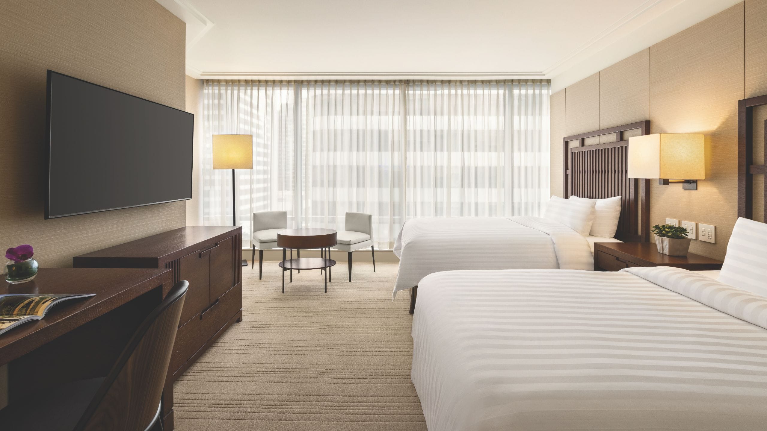 2 of 2 Hyatt Vancouver Downtown Alberni Two Doubles Guestroom Wide