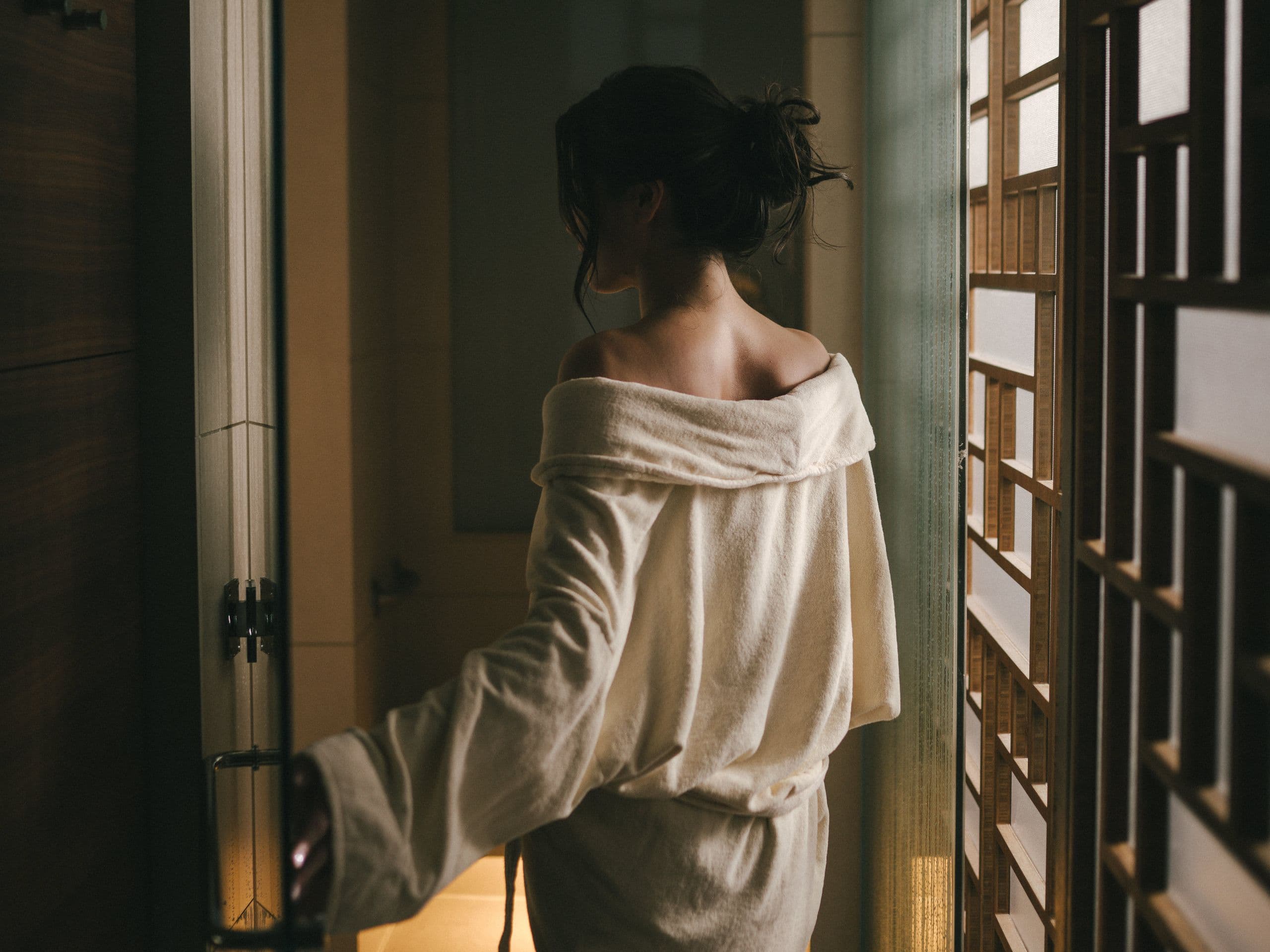 Hyatt Vancouver Downtown Alberni Guest Walking Into Spa