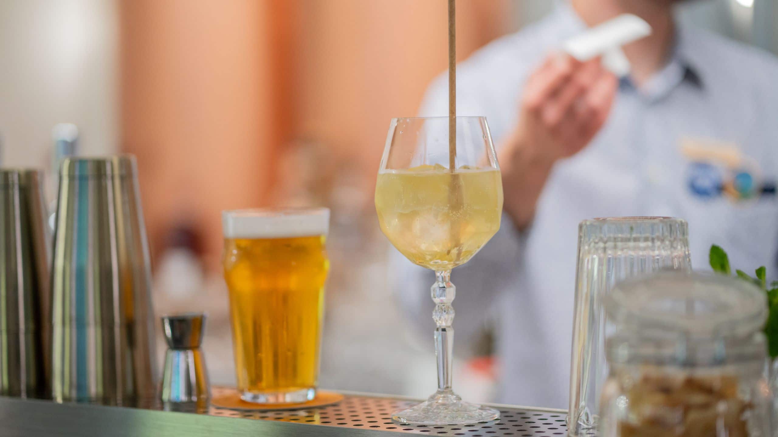FirstName Toulouse Cocktail And Beer
