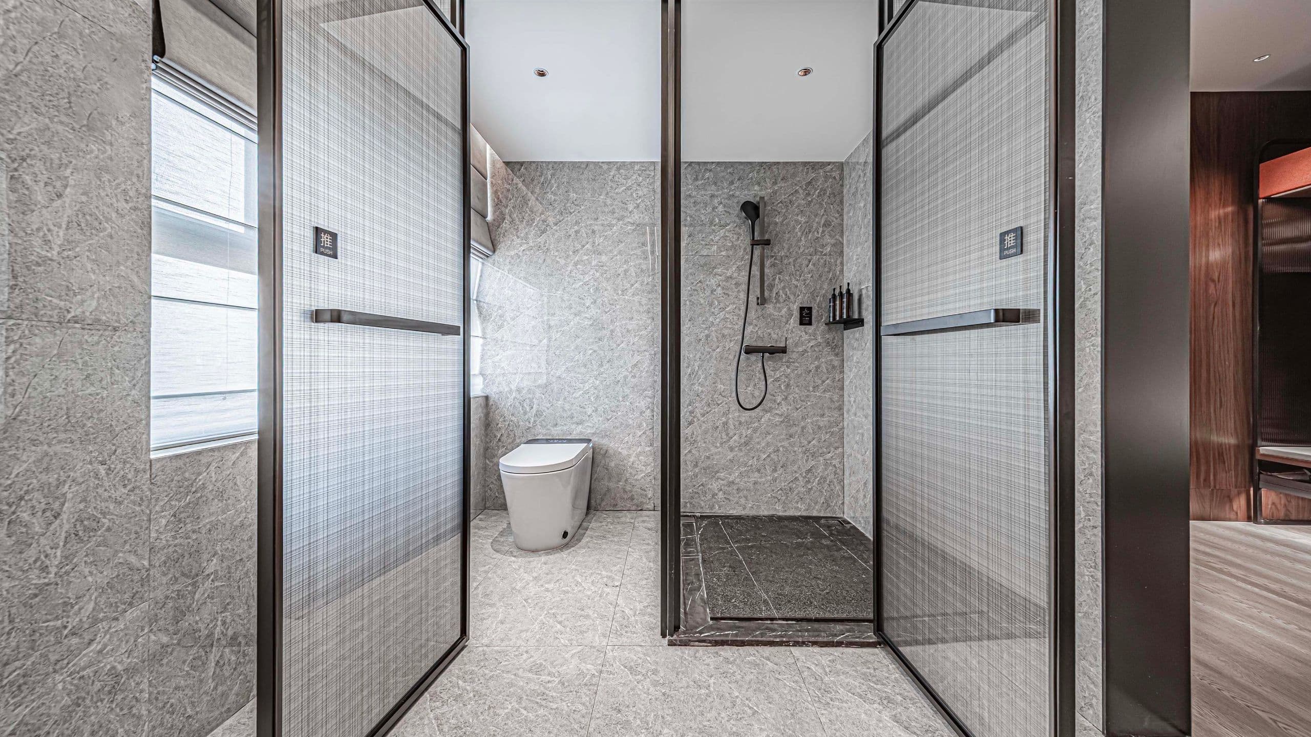 第 3，共 3 UrCove Kashgar Ancient City Executive Suite Bathroom