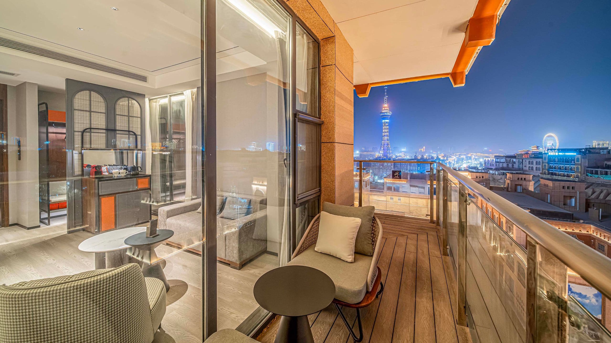 第 4，共 4 UrCove Kashgar Ancient City Terrace Deluxe Suite Balcony