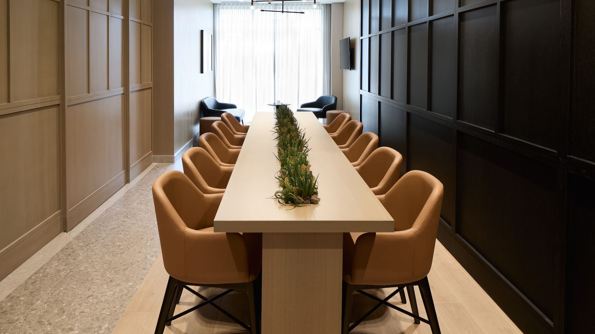 Hyatt Place Montreal Airport Lobby Table