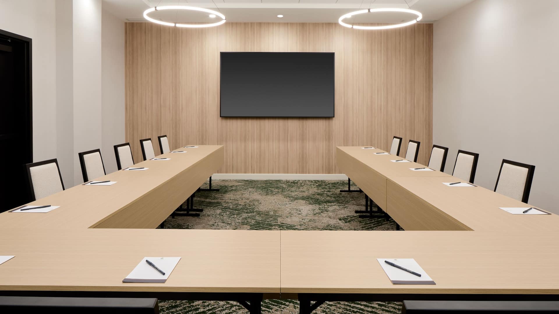 1 of 1 Hyatt Place Montreal Airport Cardinal Room