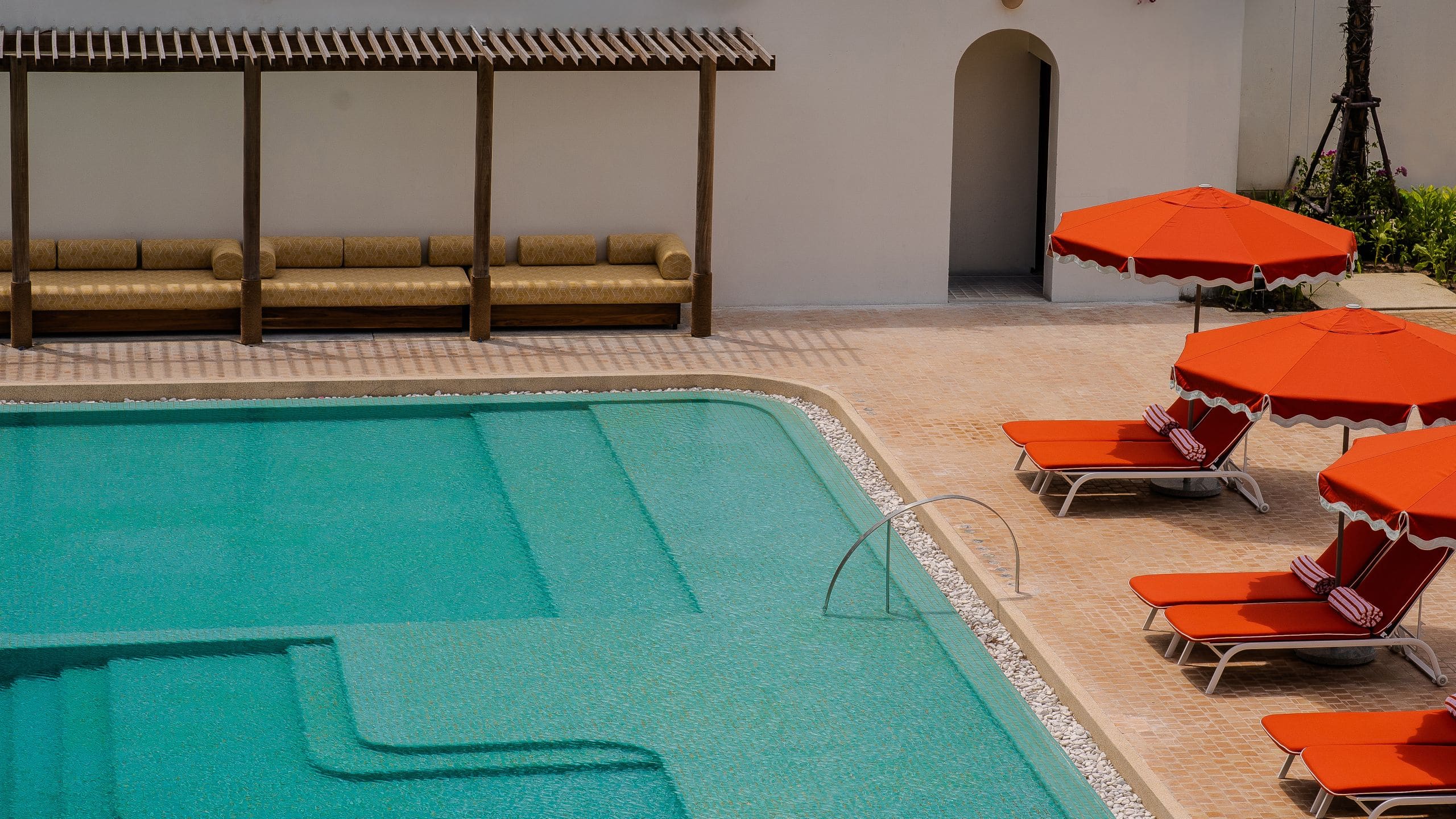 The Standard, Pattaya Na Jomtien The Pool Day