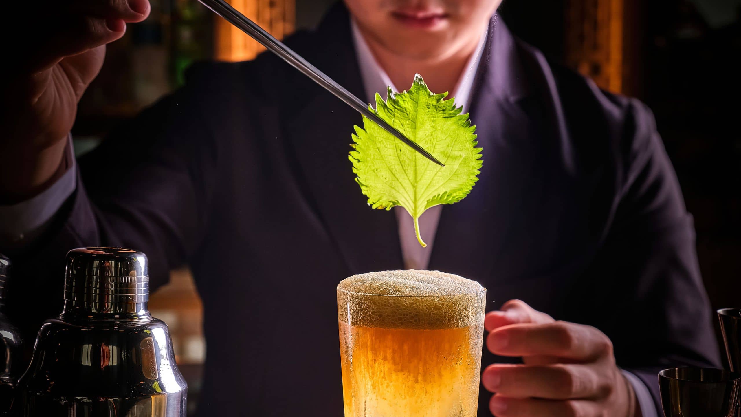 Park Hyatt Kuala Lumpur Garnishing Cocktail With Leaf