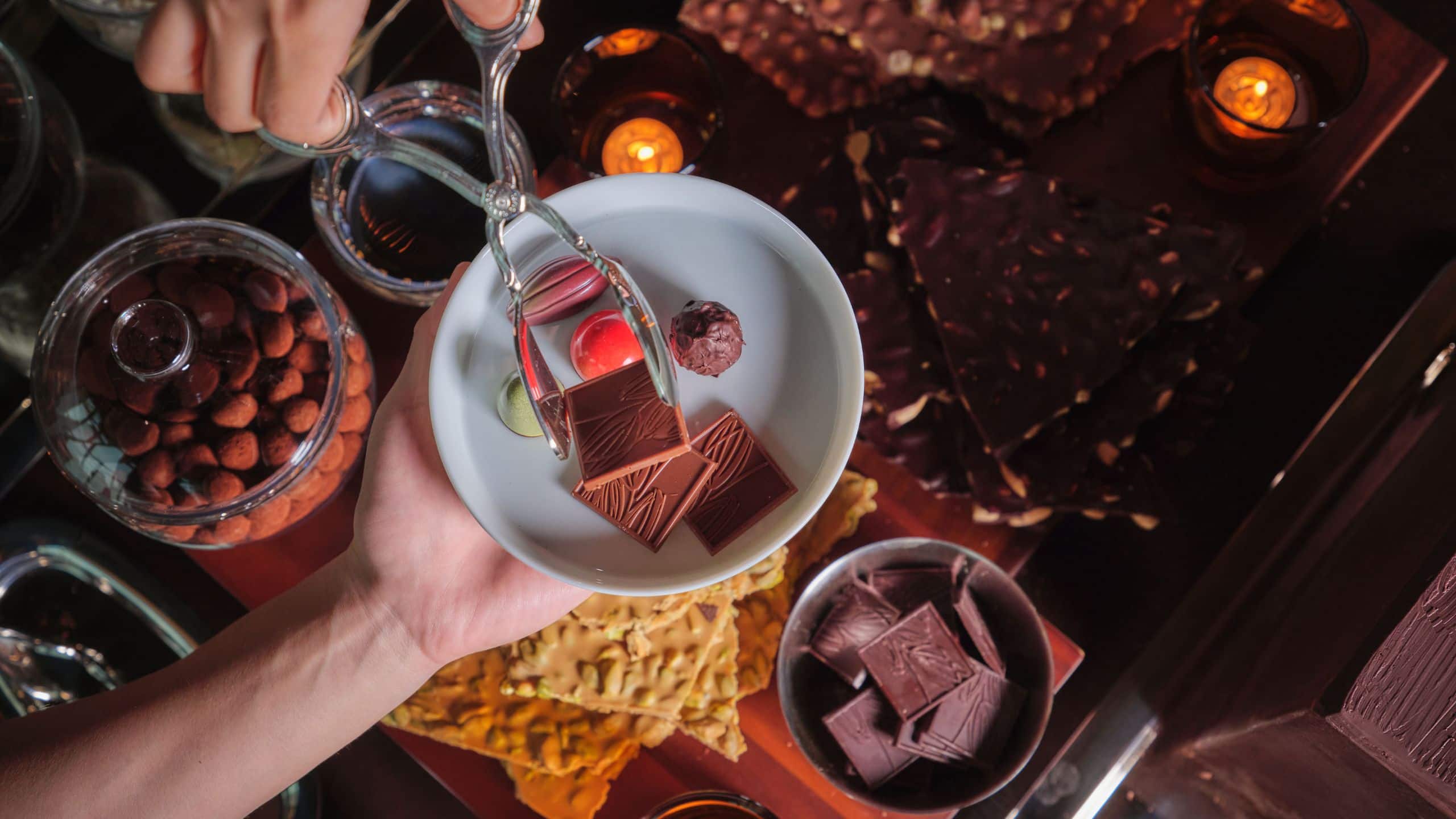 Park Hyatt Kuala Lumpur Serving Chocolate In Bowl Chocolate Table