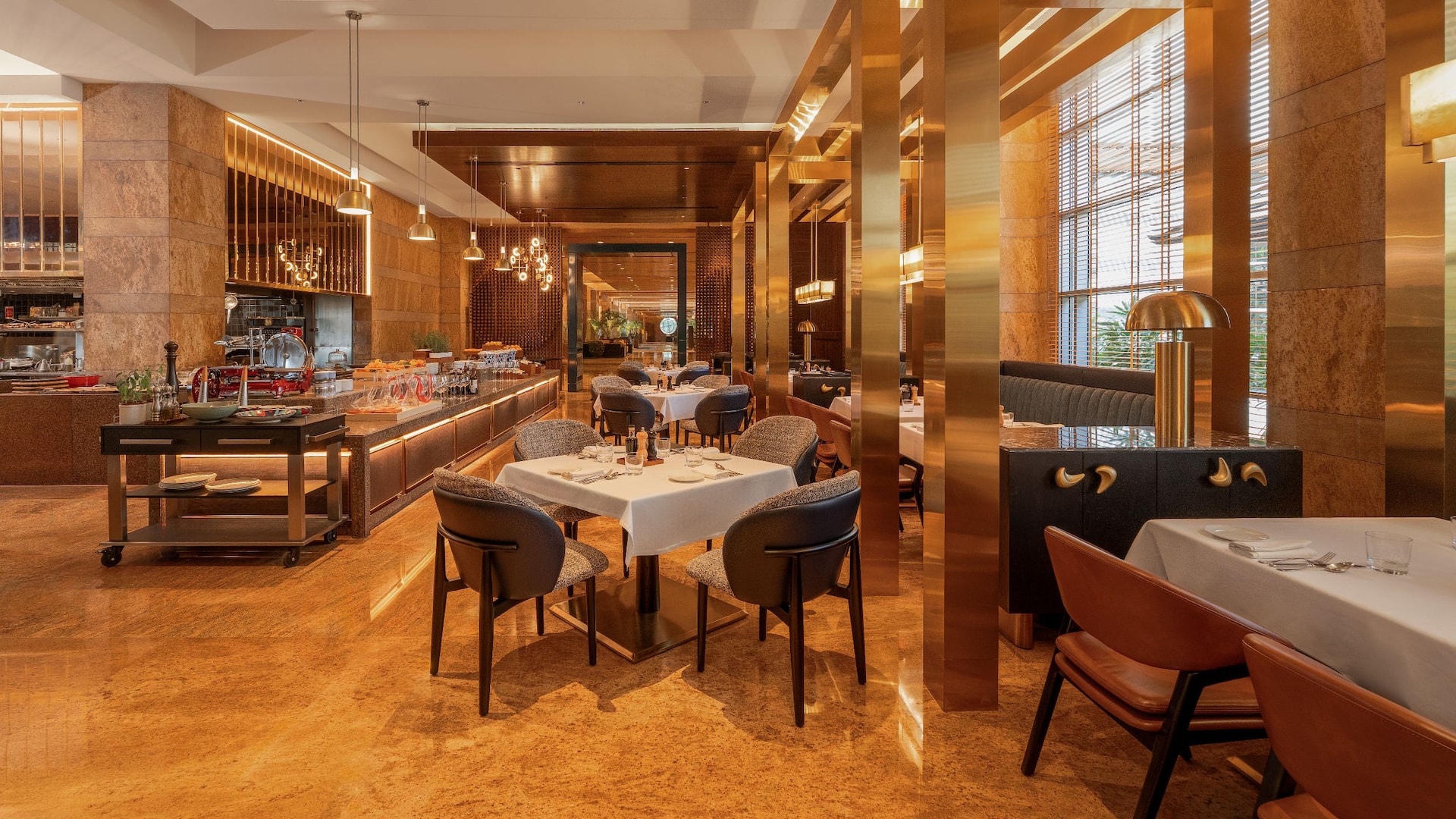 2 of 3 Grand Hyatt Mumbai Hotel & Residences Celini Entrace Angle