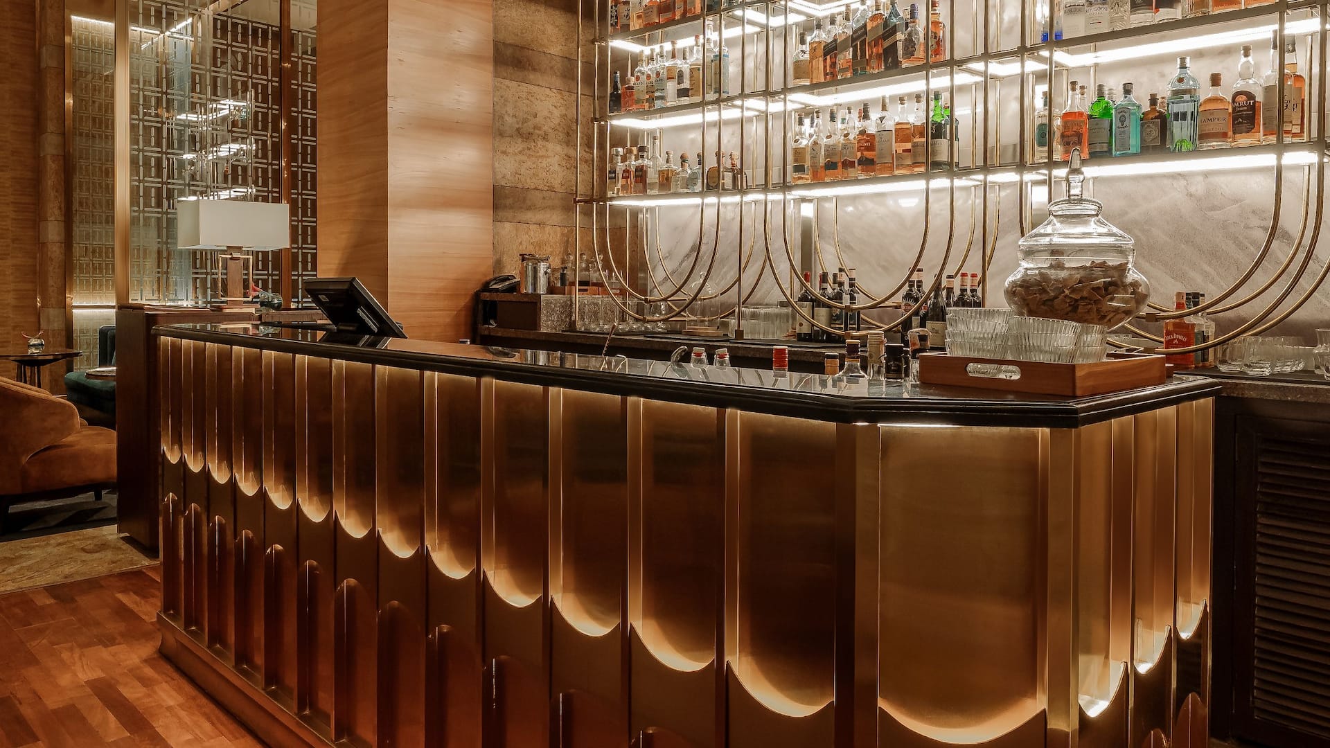 5 of 5 Grand Hyatt Mumbai Hotel & Residences Juniper Bar With Bar Showcase