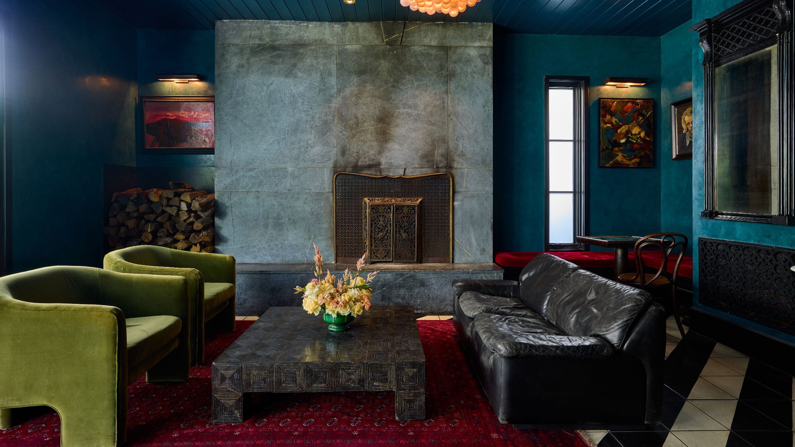 Hotel Saint Cecilia, Bunkhouse Hotels Lounge Fireplace