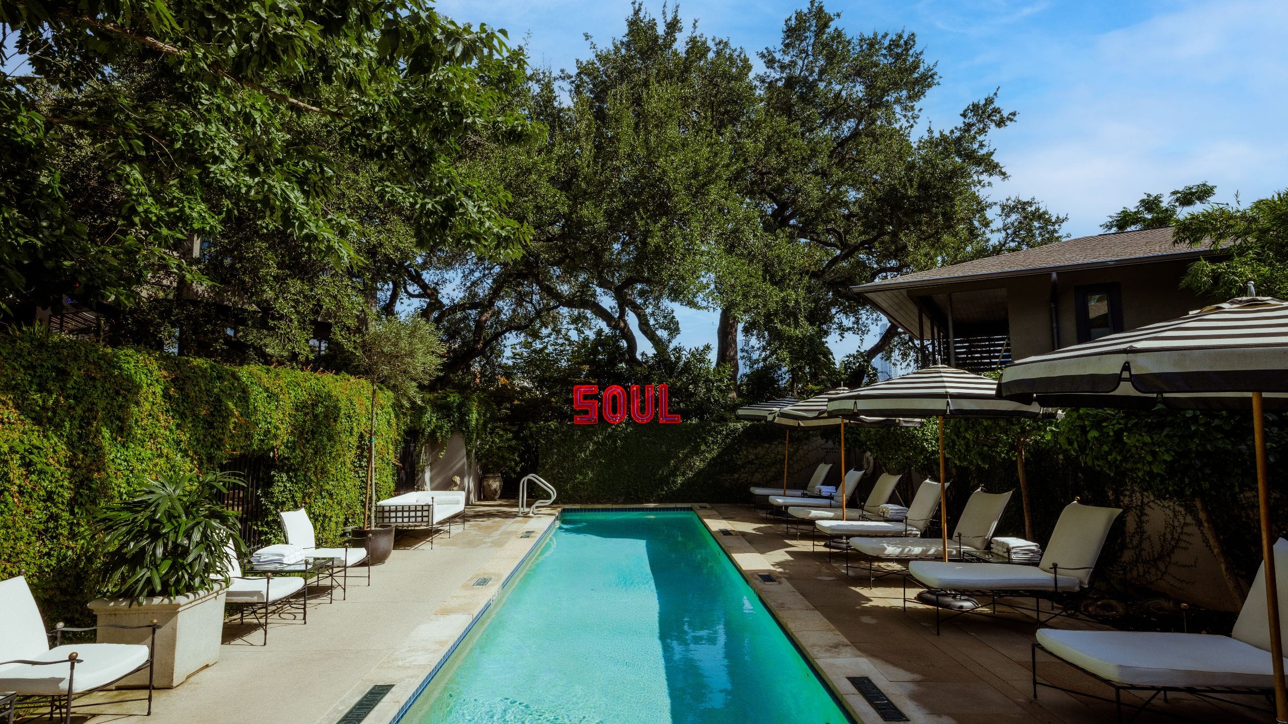 Hotel Saint Cecilia, Bunkhouse Hotels Pool Hero Daytime Wide