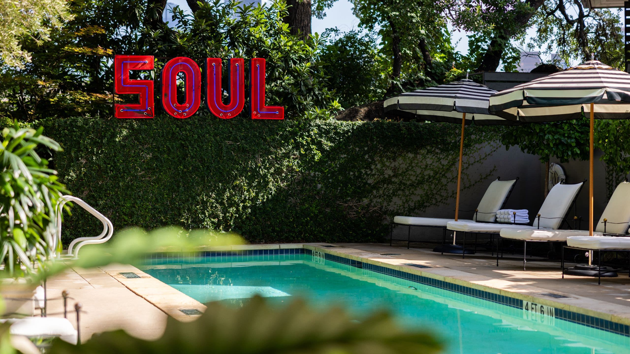 Hotel Saint Cecilia, Bunkhouse Hotels Pool Soul Loungers