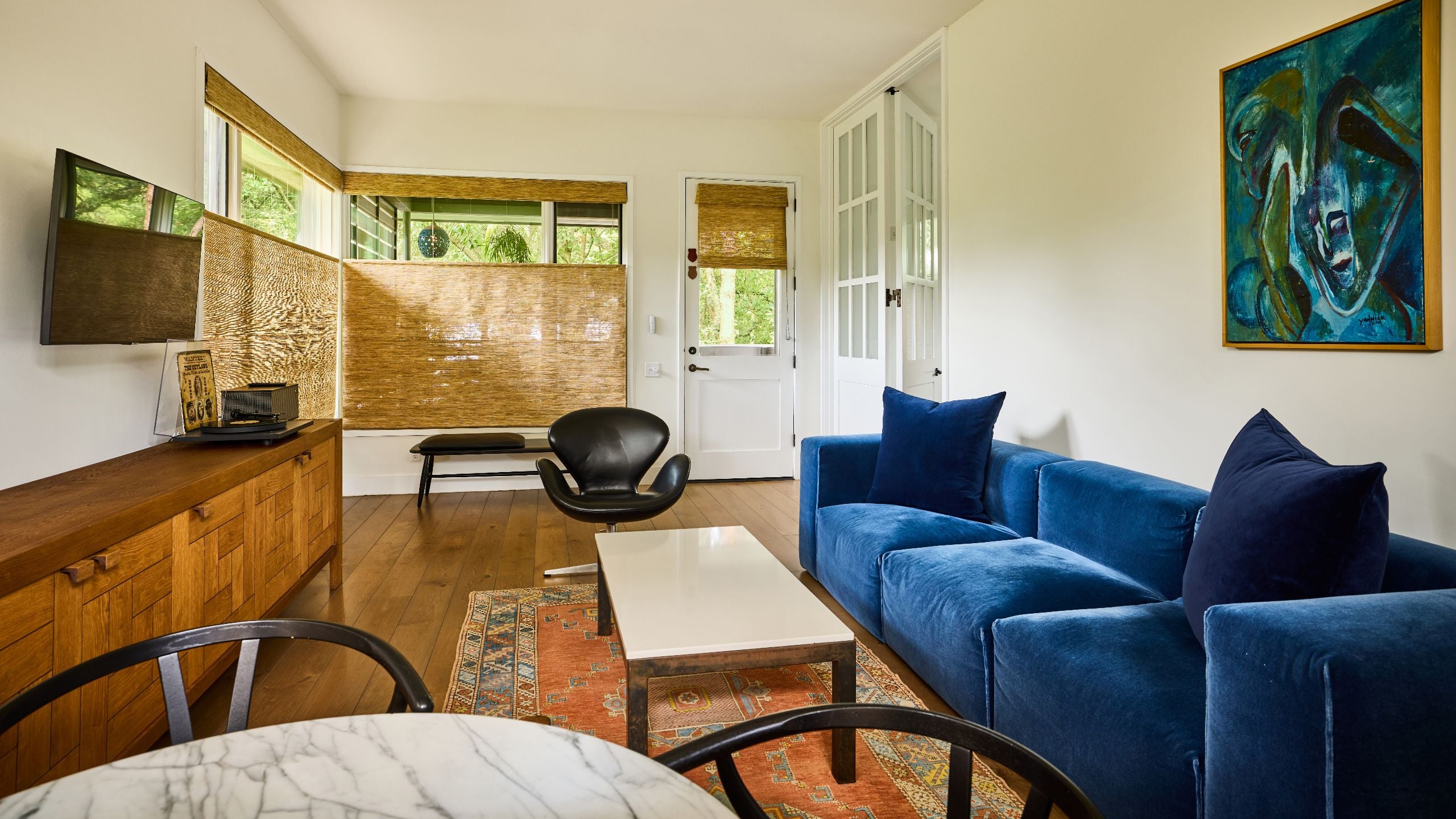 Hotel Saint Cecilia, Bunkhouse Hotels Poolside Bungalow Living Room