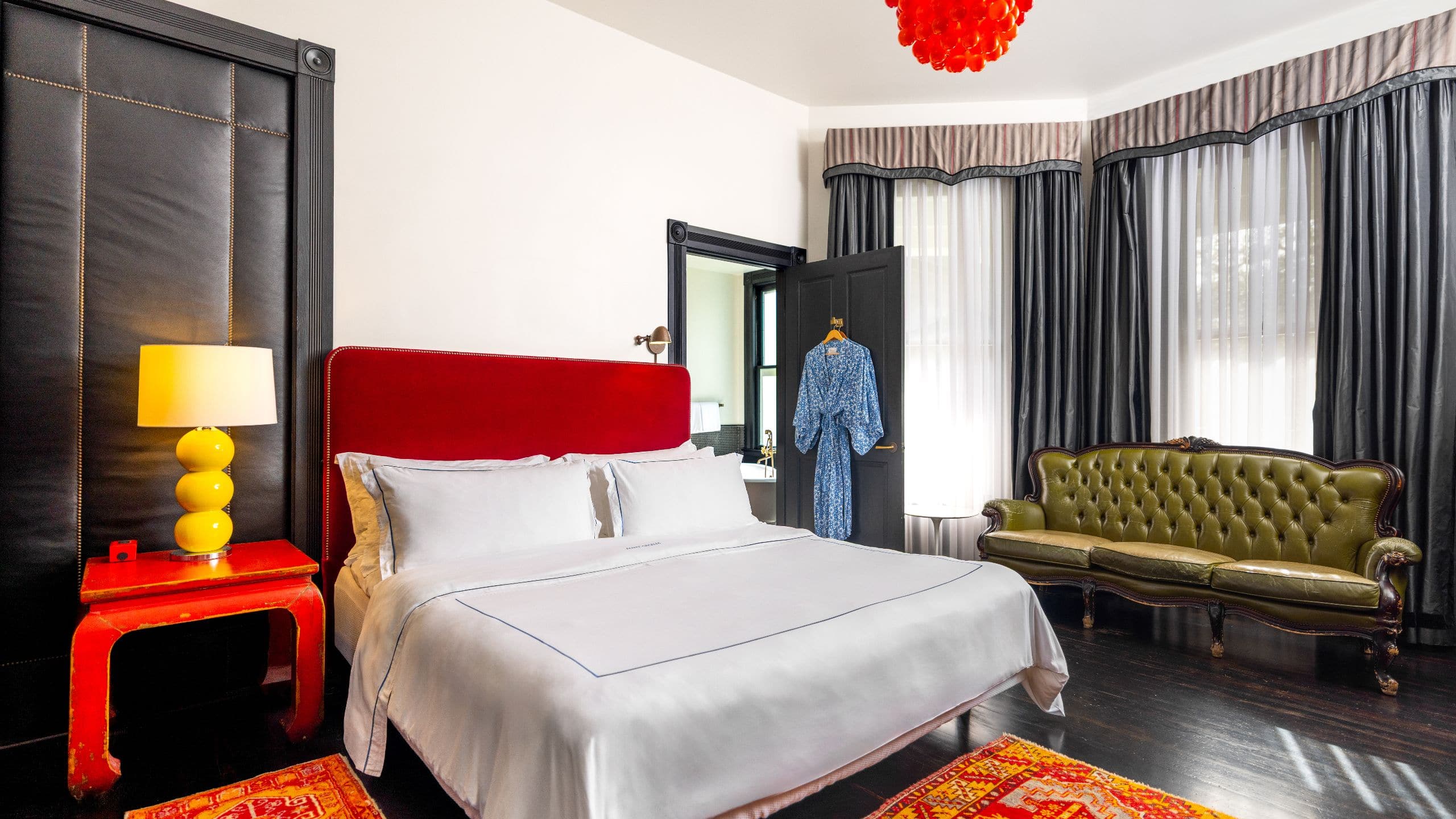 Hotel Saint Cecilia, Bunkhouse Hotels Suite Bed