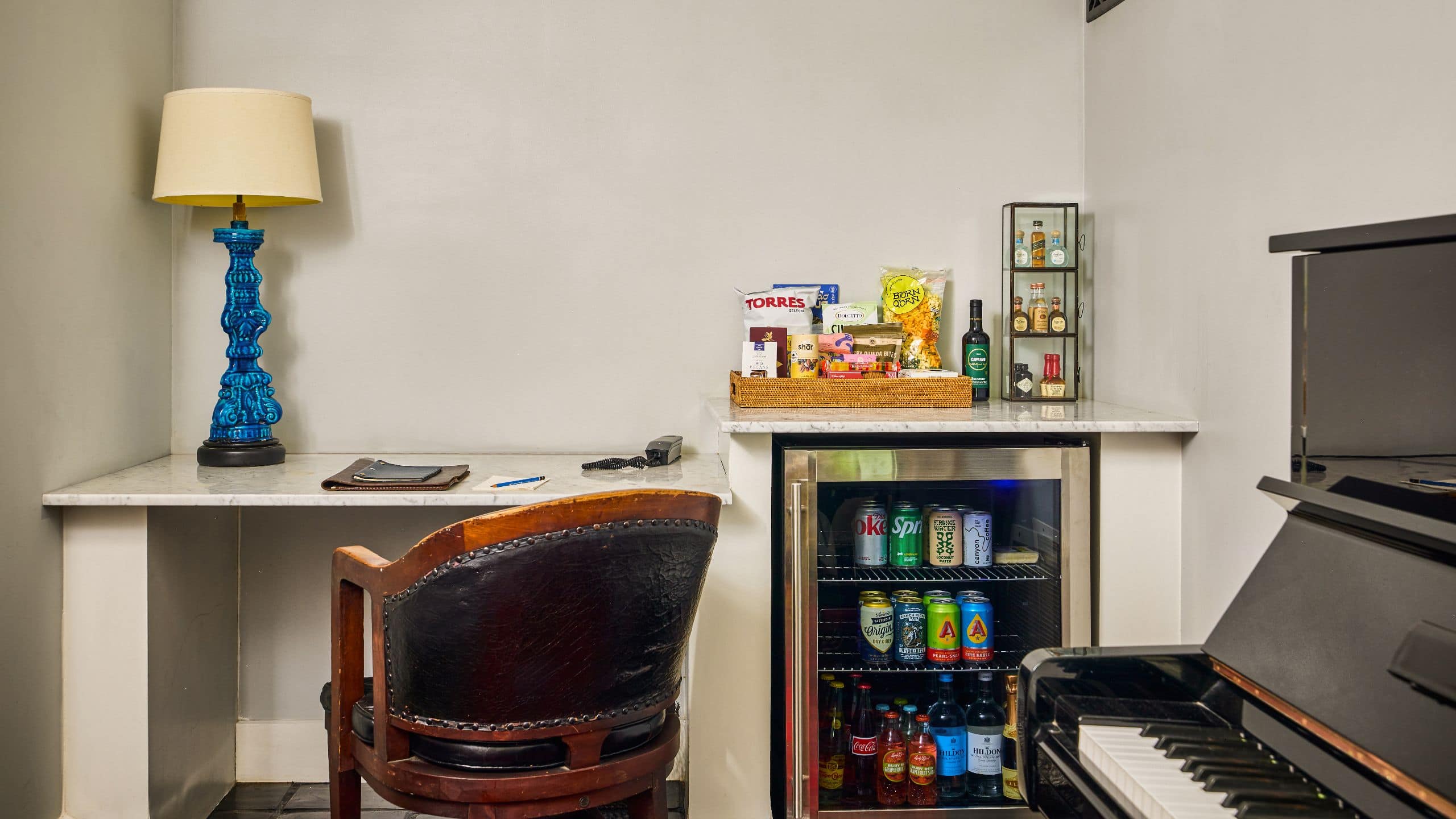 Hotel Saint Cecilia, Bunkhouse Hotels Suite Five Minibar