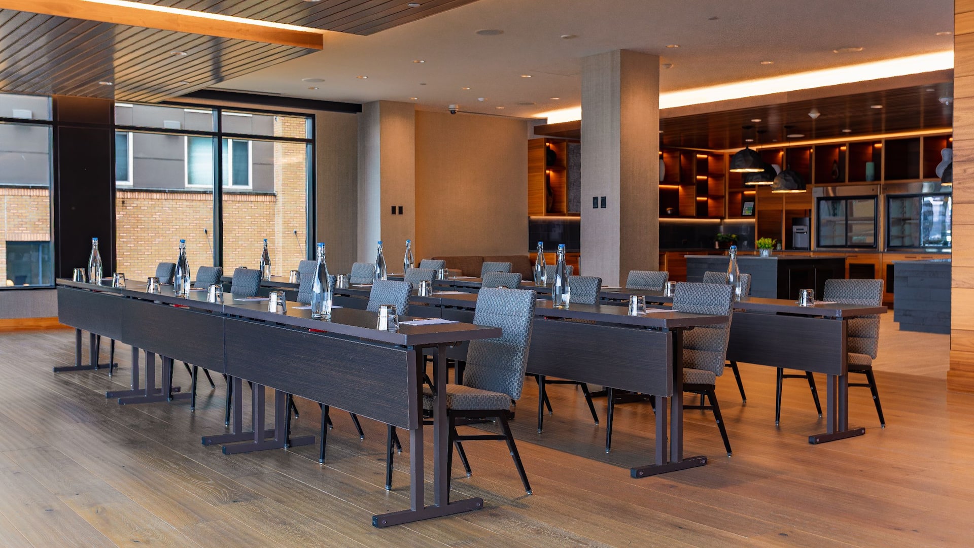 3 of 5 Hyatt Regency Lake Washington at Seattle's Southport Lakeside Classroom Set Away From Windows