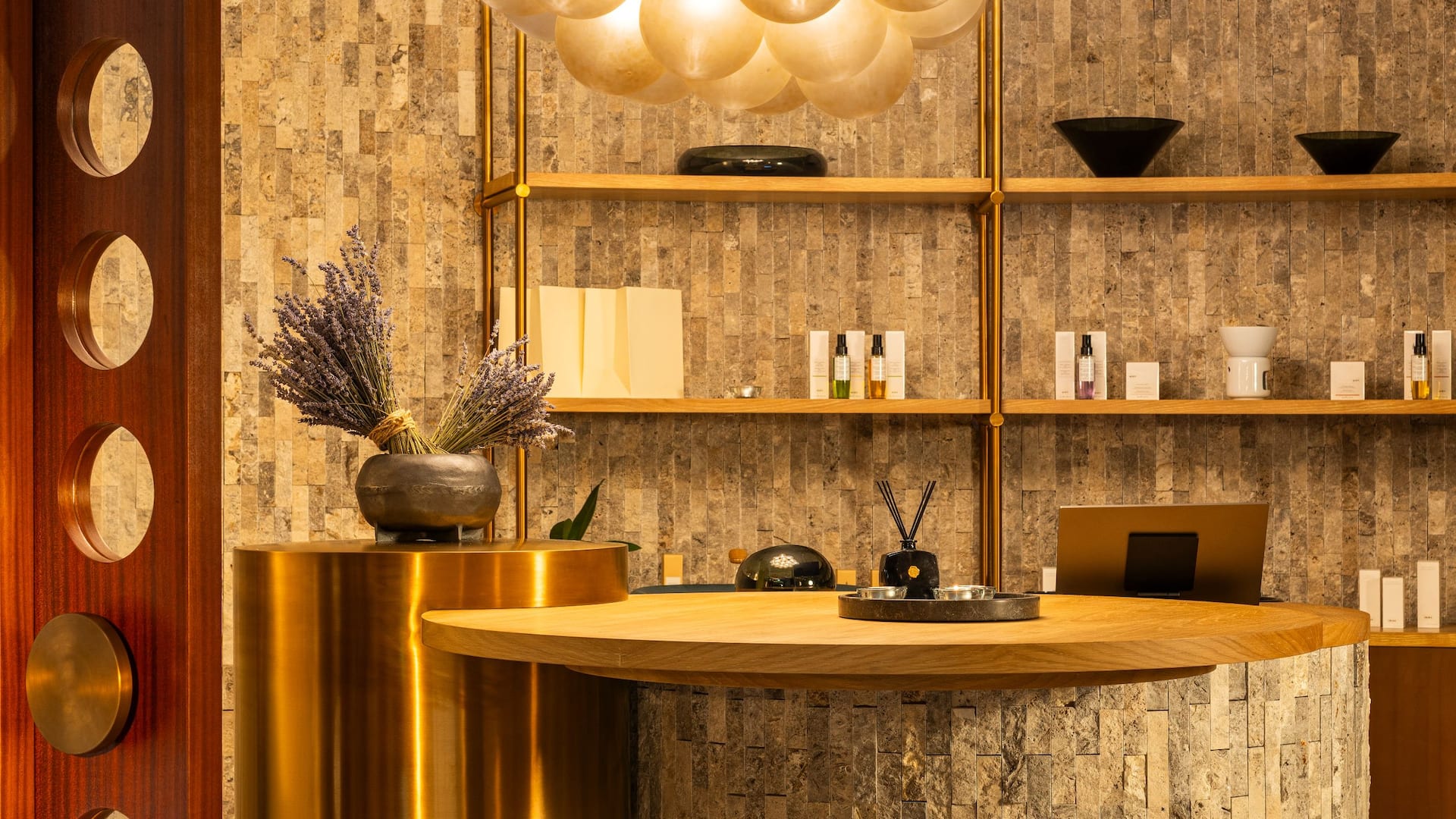 Hyatt Regency Zadar Lavanda Spa Reception Detail