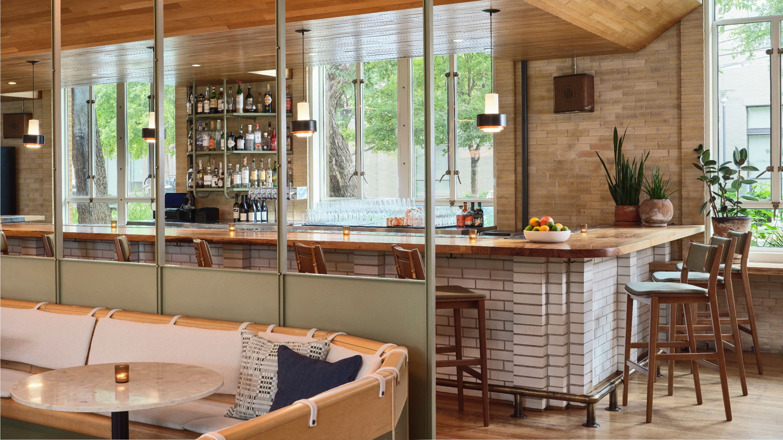 Carpenter Hotel, Bunkhouse Hotels Carpenters Hall Bar