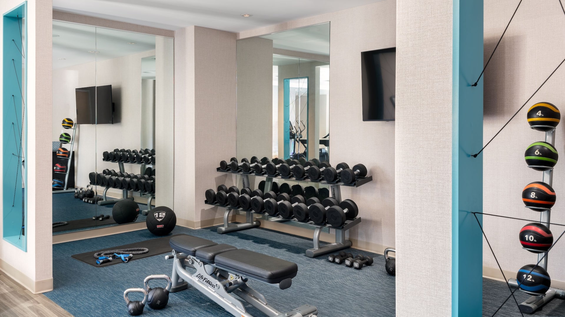 Hyatt Place Albany/Downtown Gym