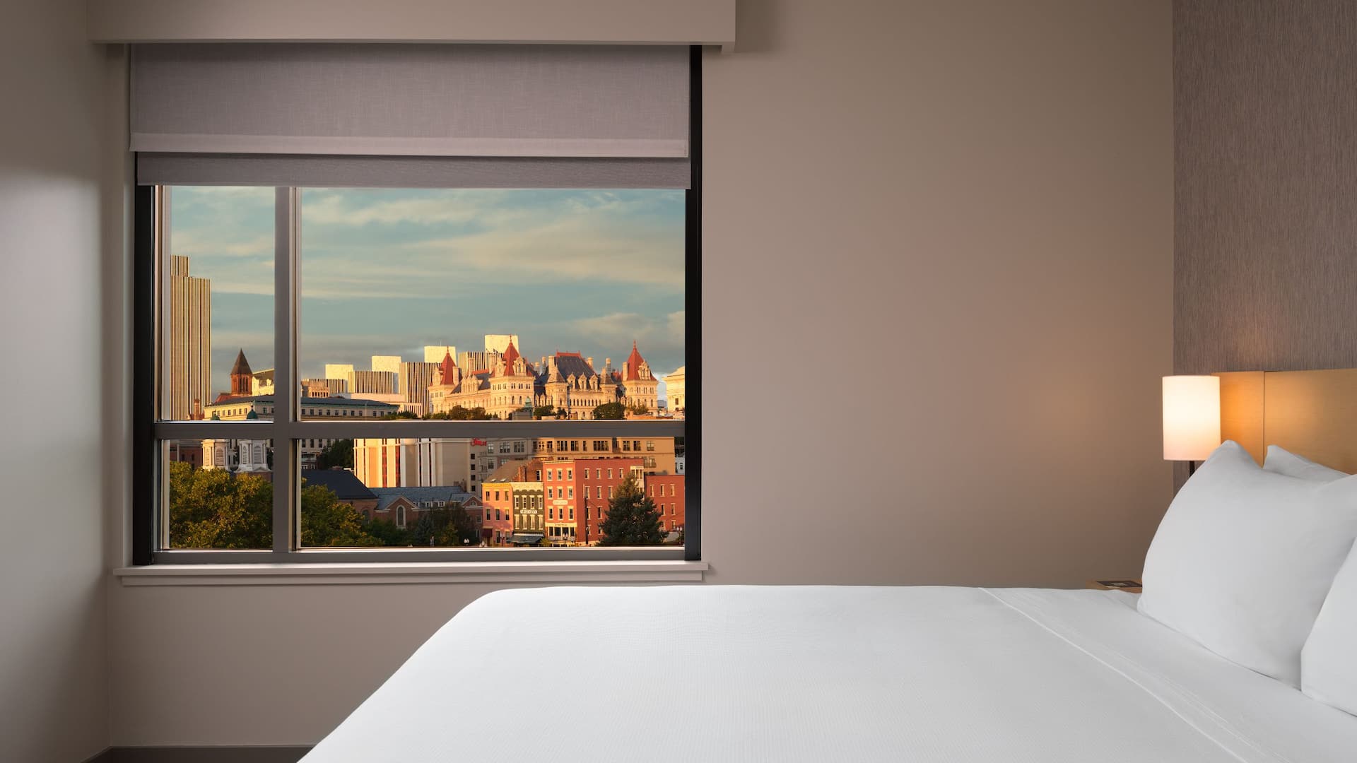 Hyatt Place Albany/Downtown King Window View Sunrise
