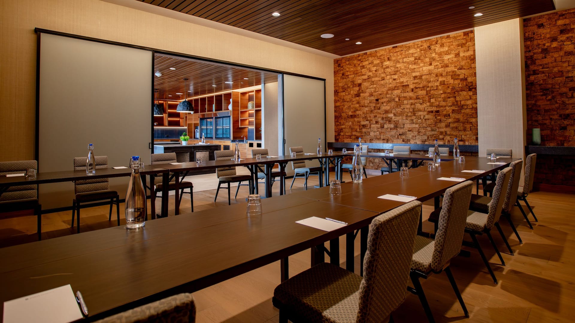 Hyatt Regency Lake Washington at Seattle's Southport Lakeside Reception With View And Boardroom