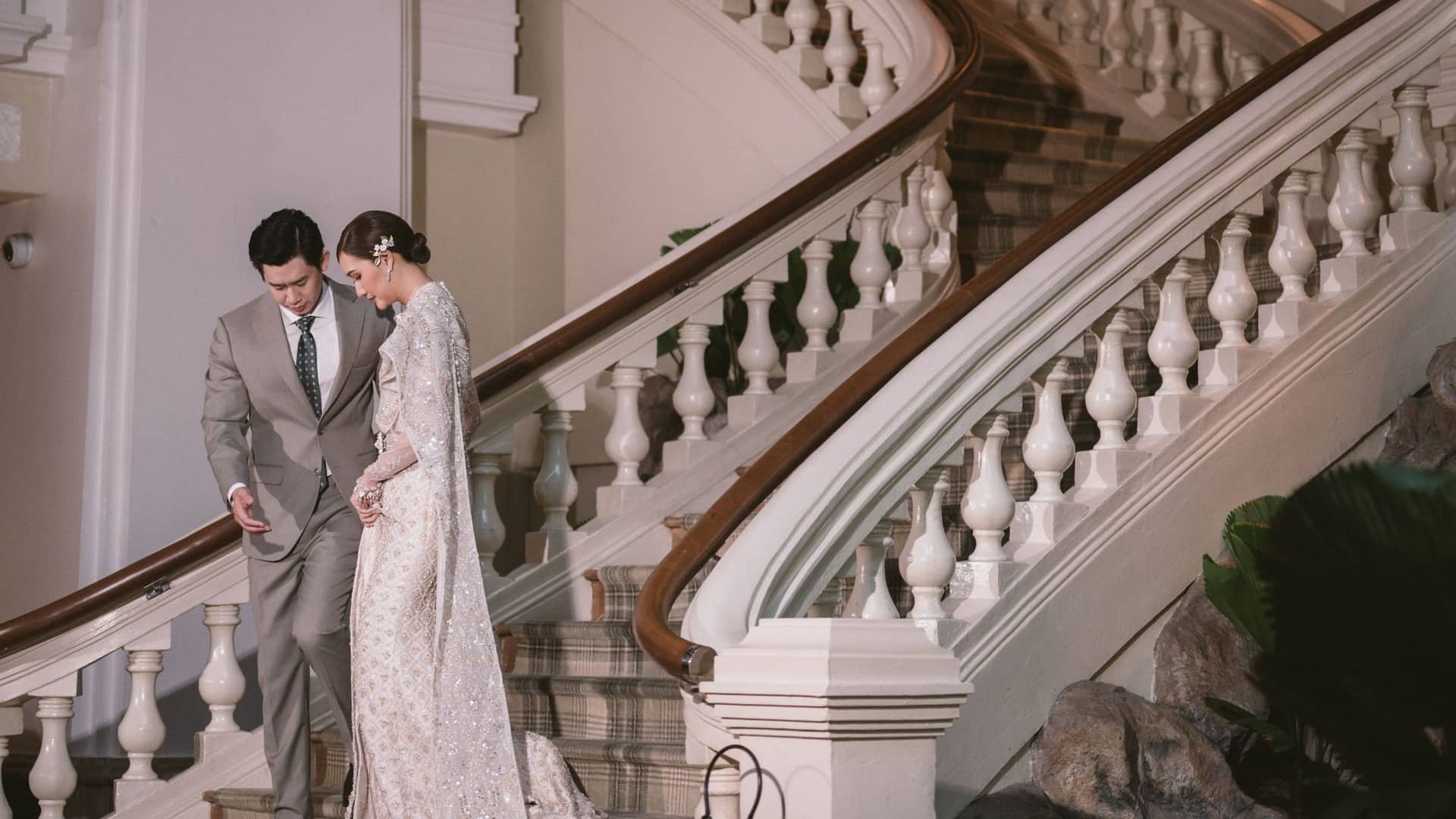 Grand Hyatt Erawan Bangkok Wedding Gloy Gym Stairs Vertical