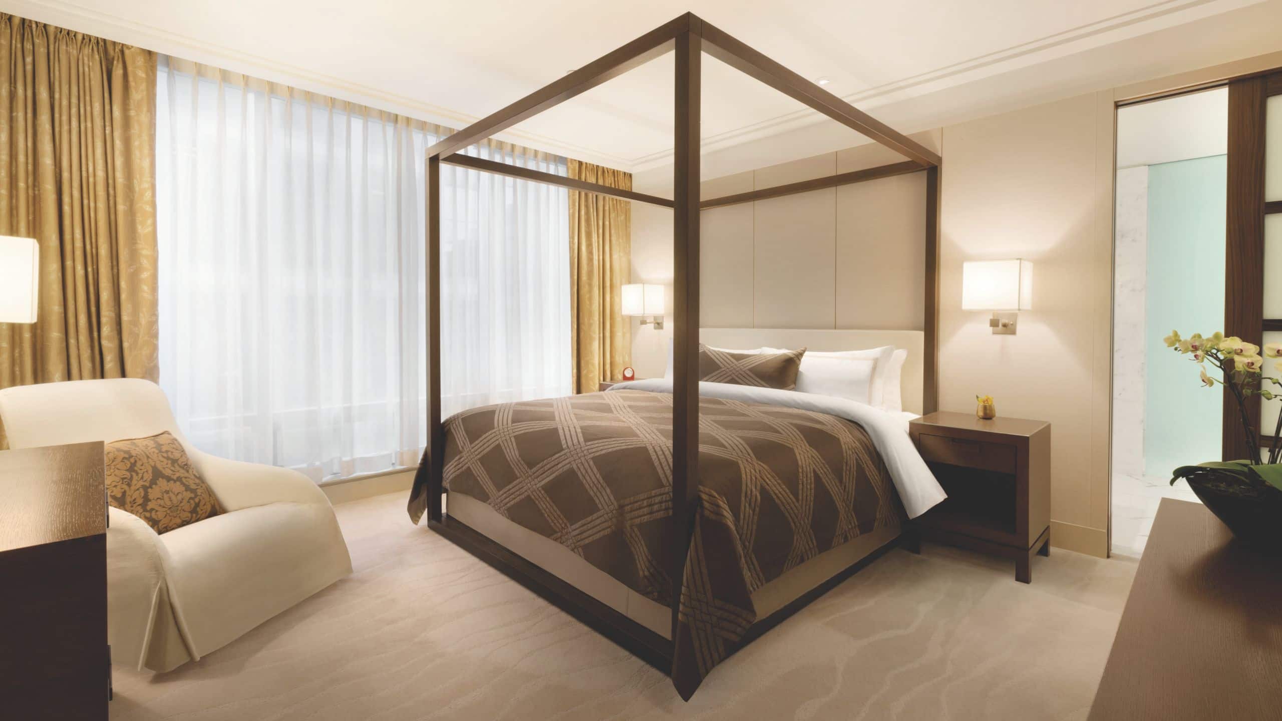 Hyatt Vancouver Downtown Alberni Penthouse Suite Bedroom