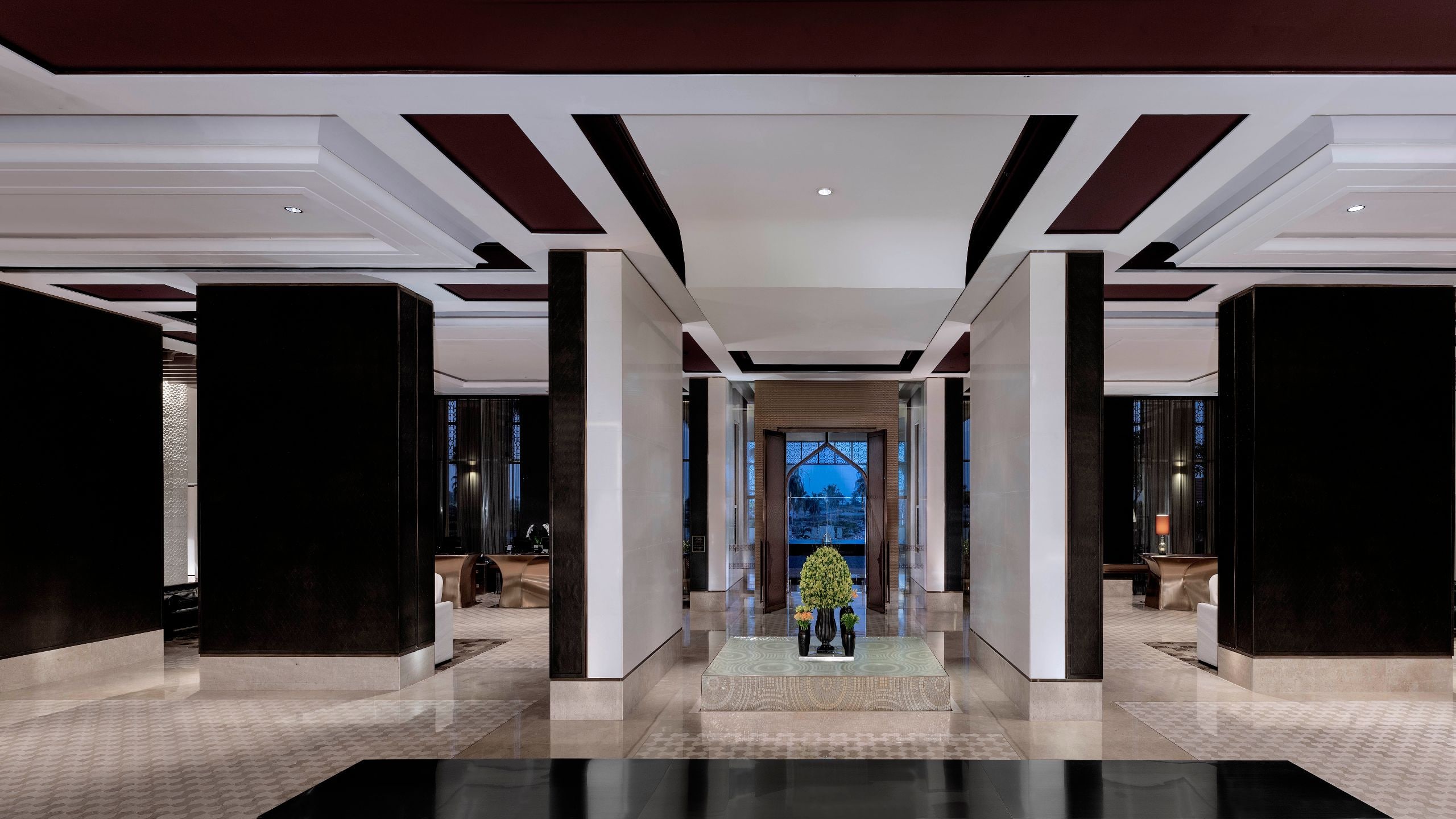 Park Hyatt Abu Dhabi Hotel and Villas Lobby And Hotel Entrance