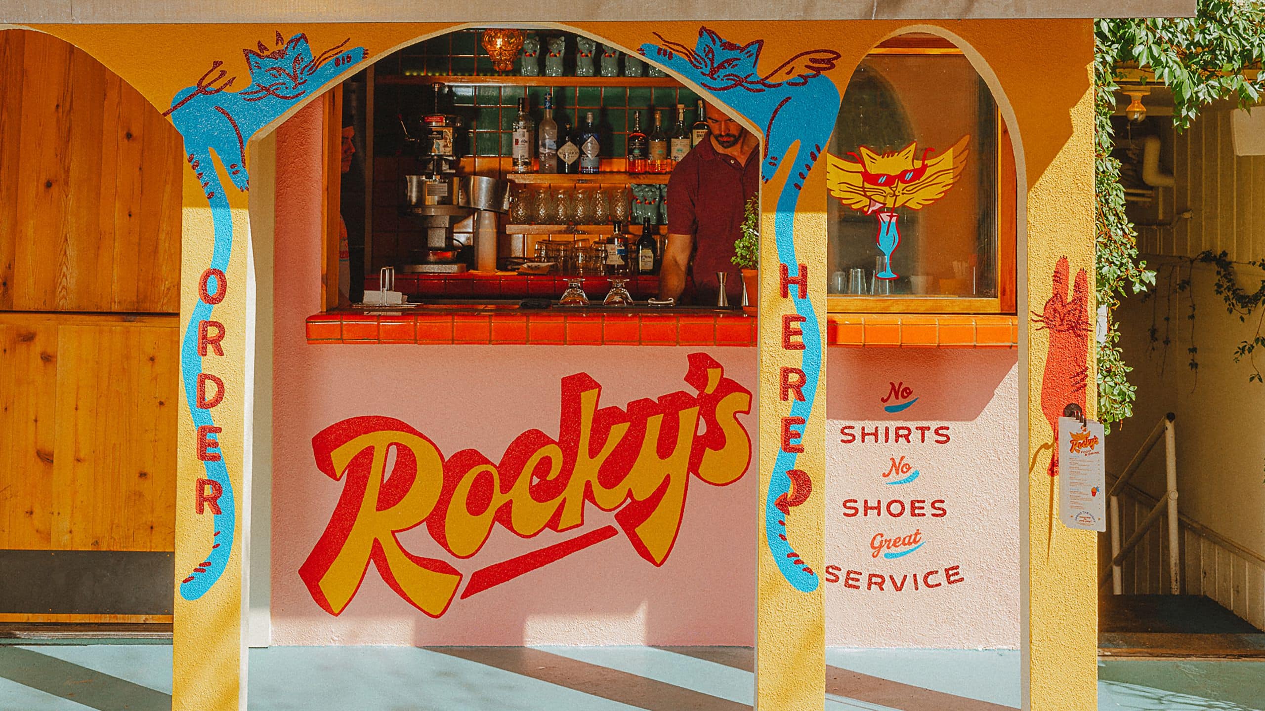 Austin Motel, Bunkhouse Hotels Rockys Full Bar