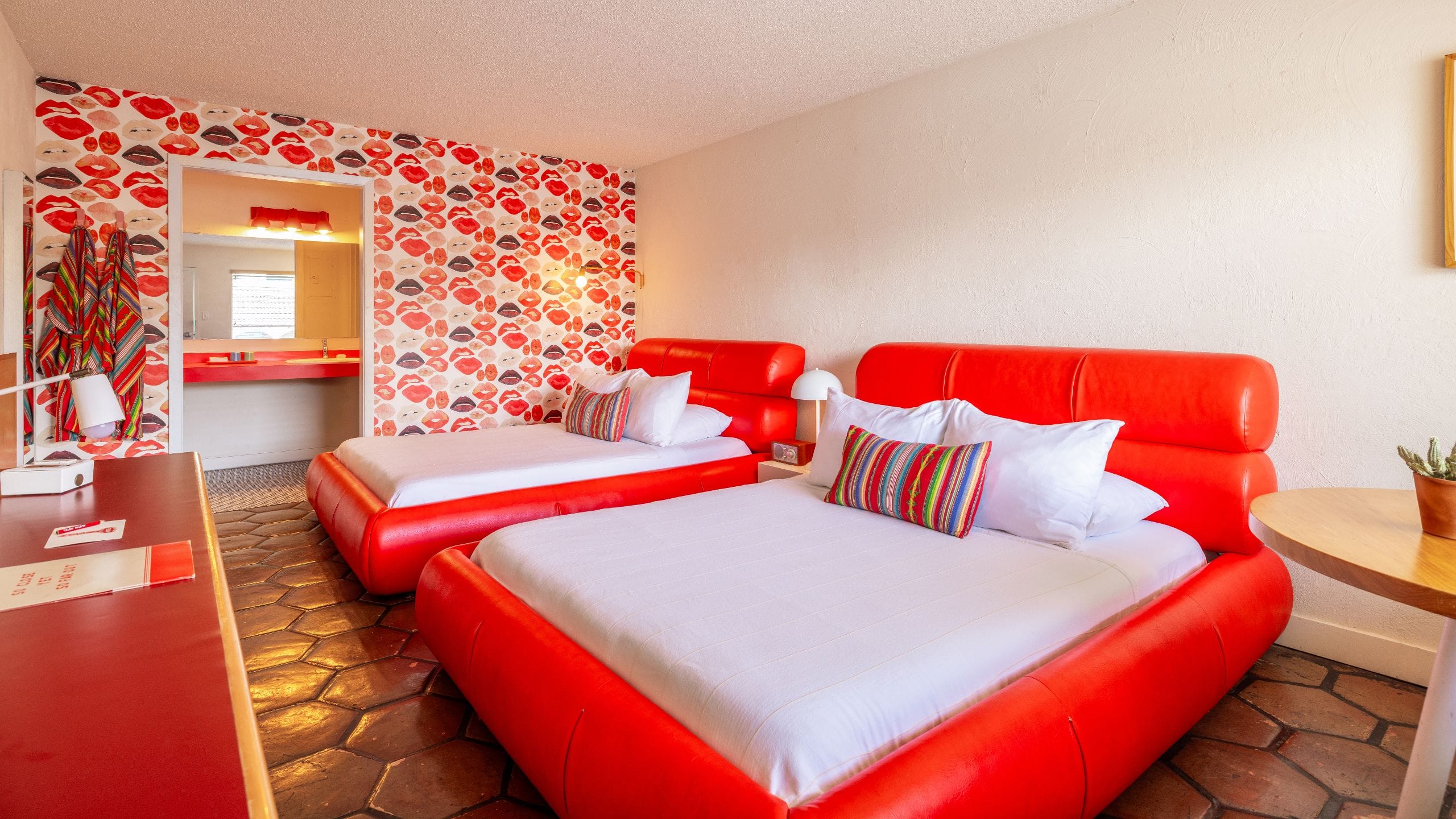 Austin Motel, Bunkhouse Hotels Double Queen Beds