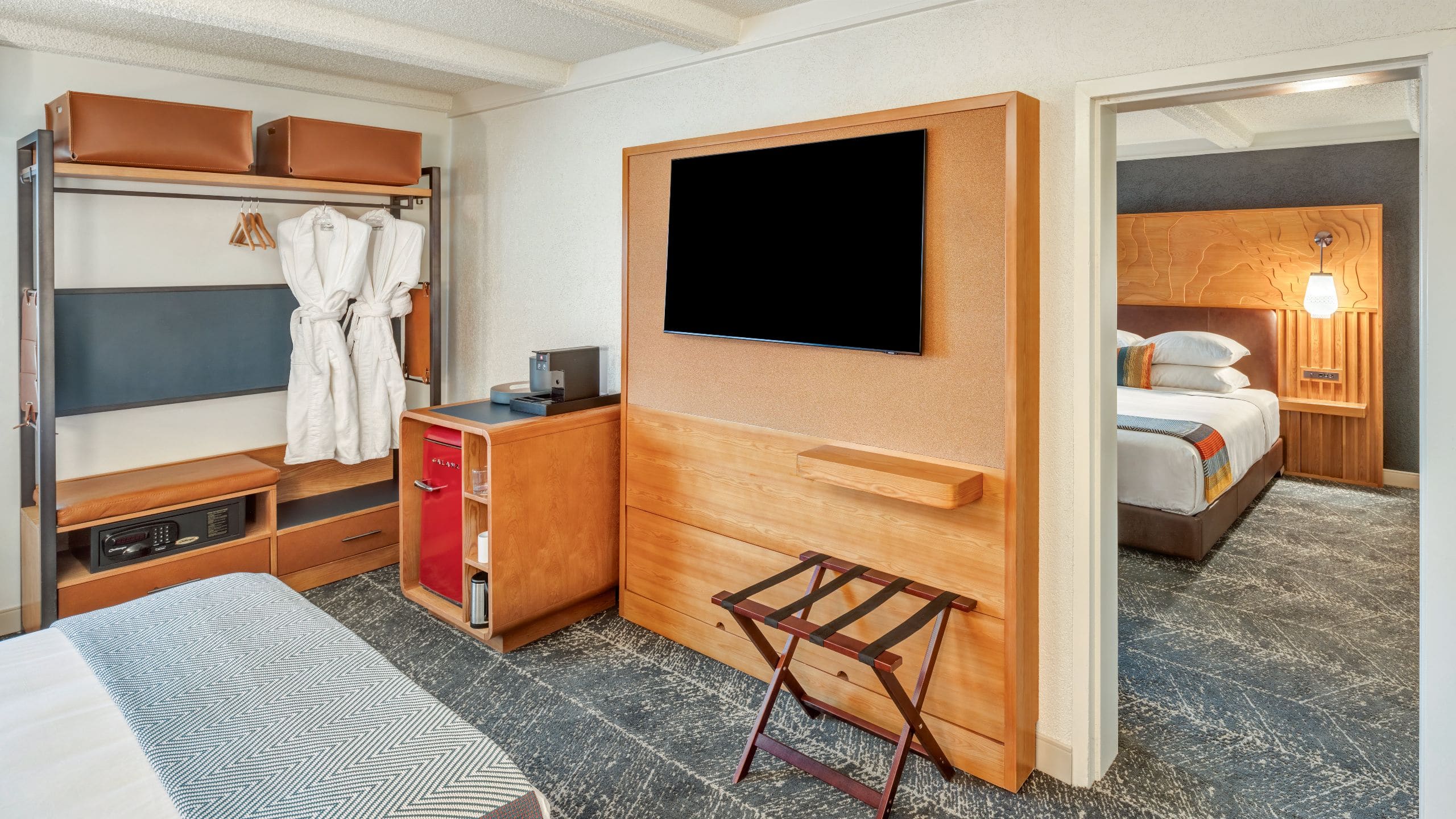 The Wildbirch Hotel Urban Suite With King Bed Connecting Rooms