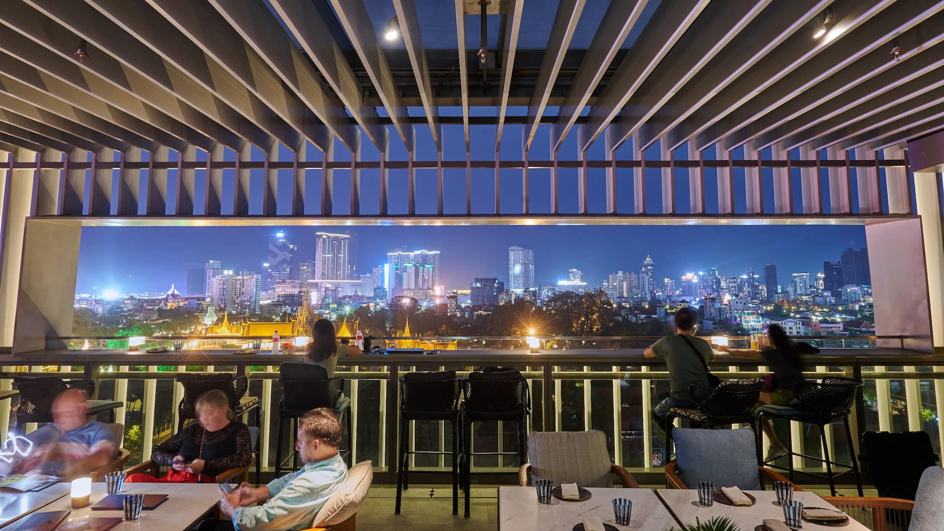 Hyatt Regency Phnom Penh Fivefive Venue Setup Table Arrangement