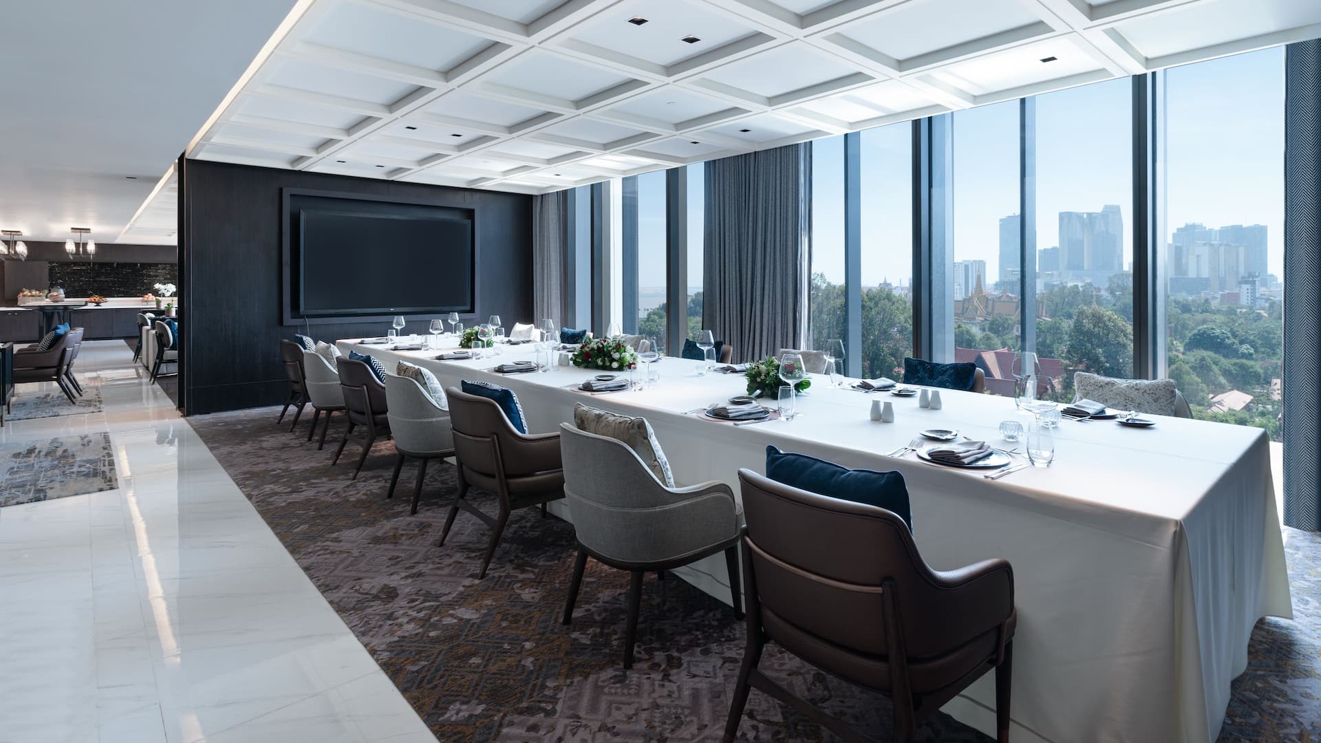 1 of 1 Hyatt Regency Phnom Penh Residence On 10 Dinner Table Setting