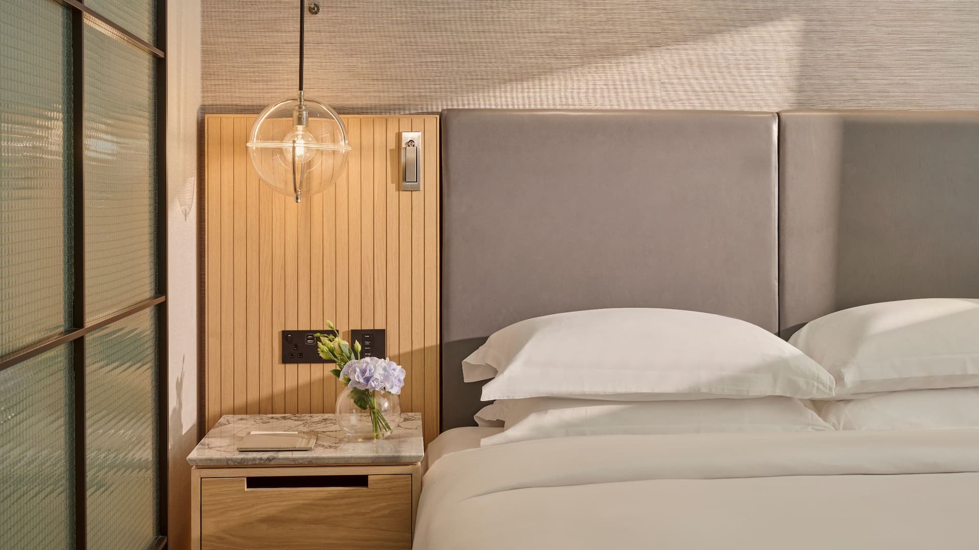 2 of 4 Hyatt Regency London Olympia Guestroom King Bed Nightstand