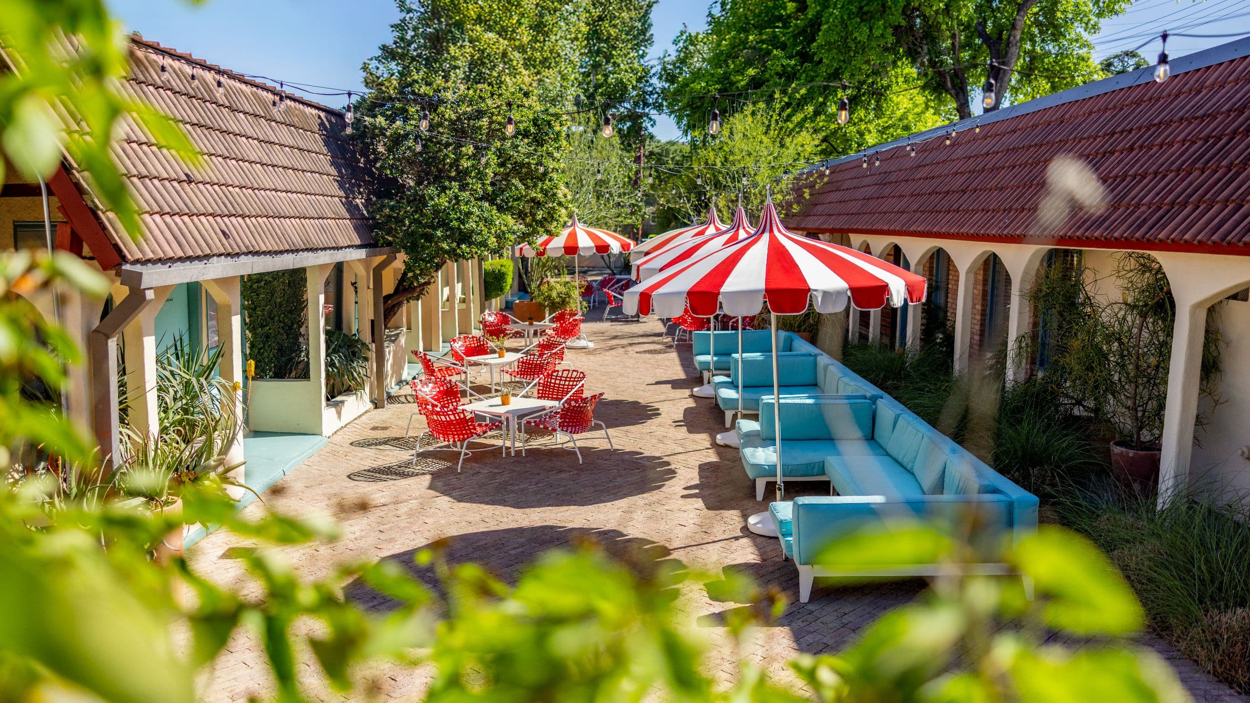 Austin Motel, Bunkhouse Hotels Courtyard Above