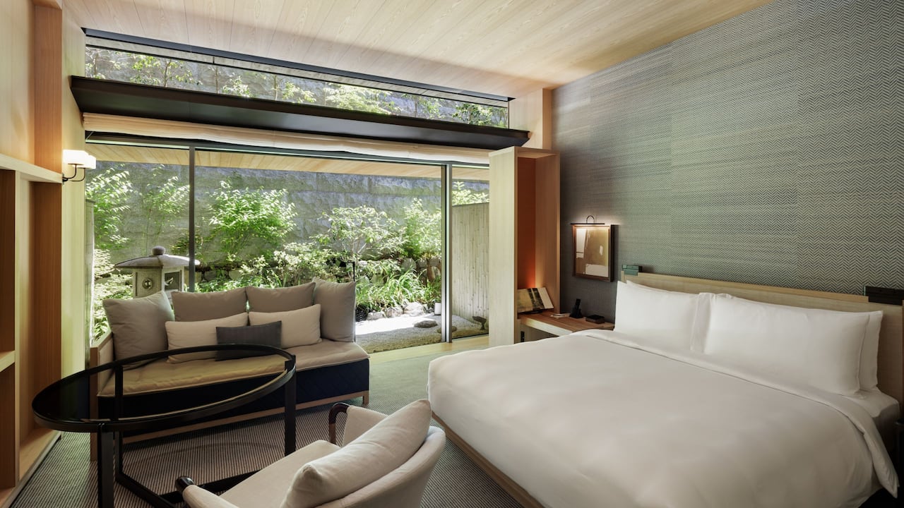 Rooms Bathroom at Park Hyatt Kyoto