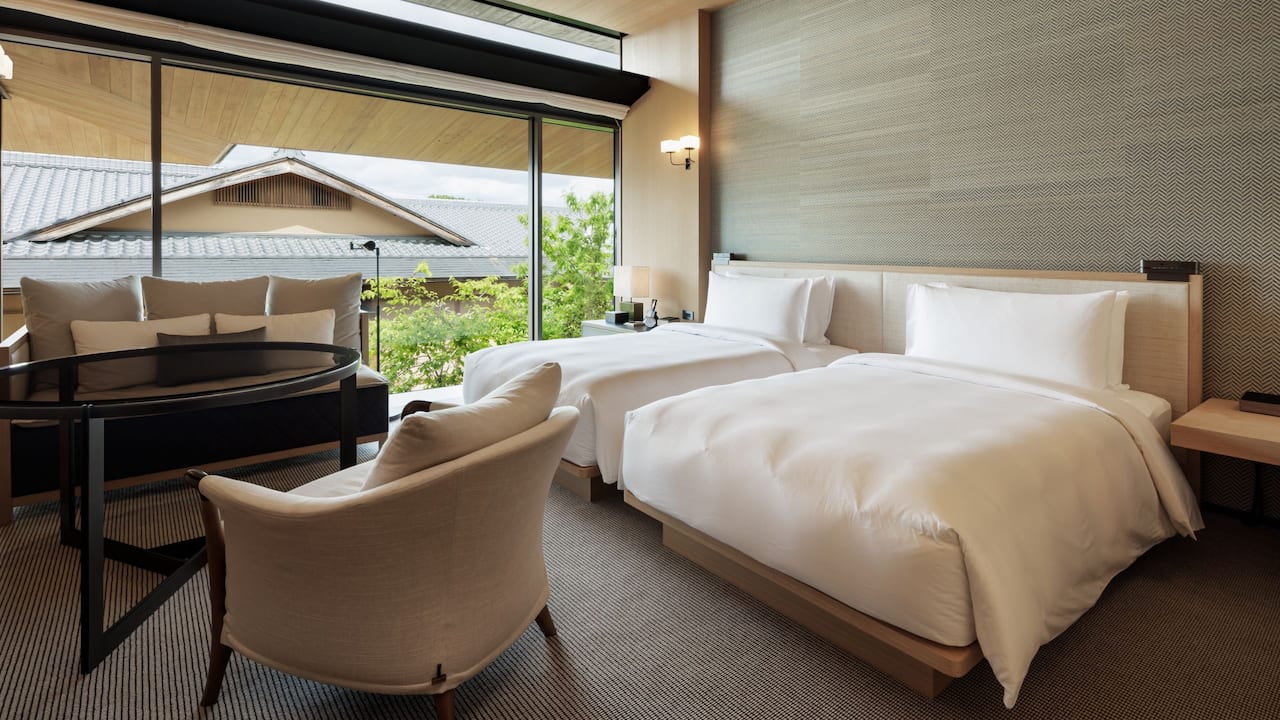 2 Twin Beds Garden View
