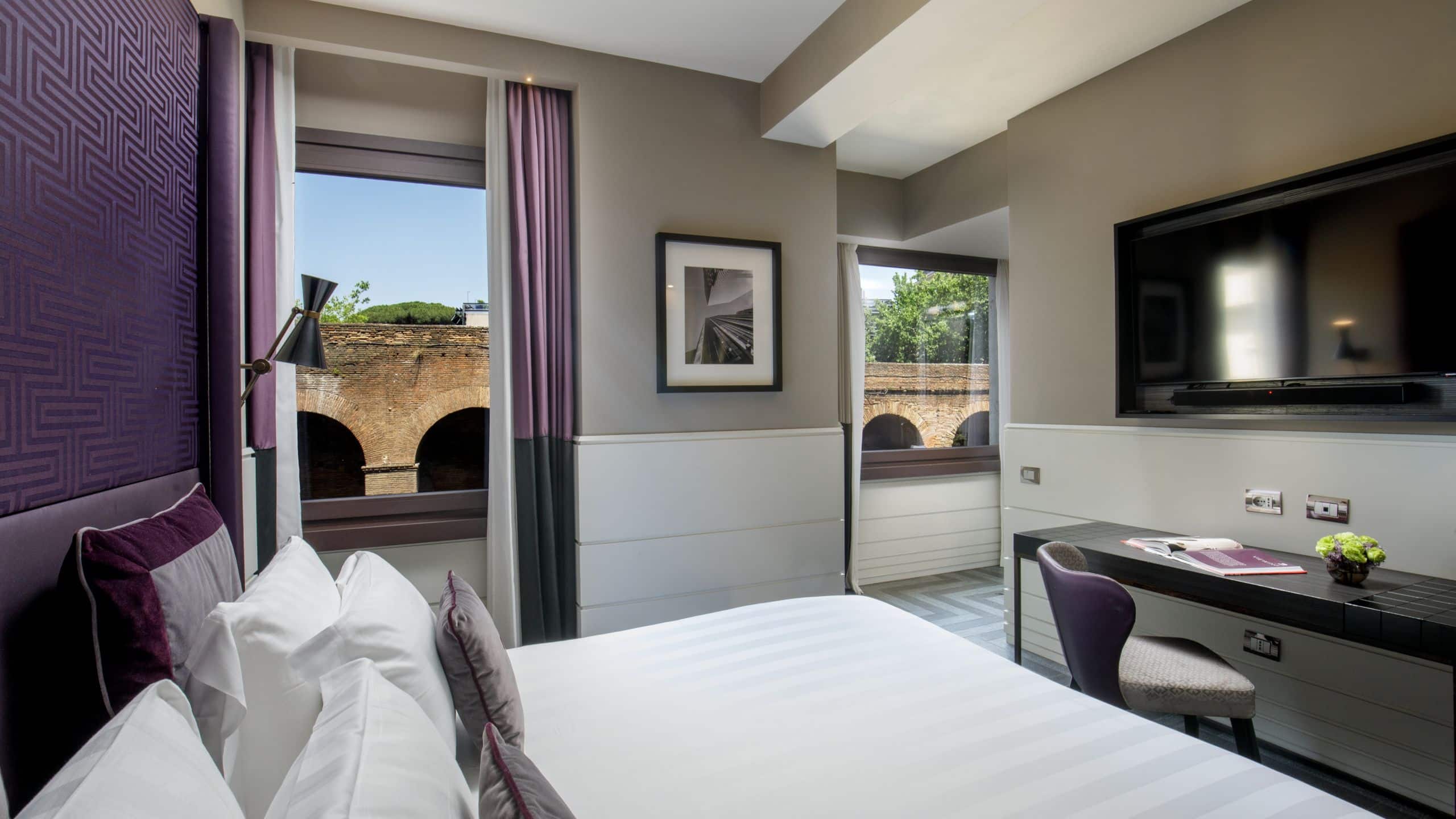 The Tribune King Bed View